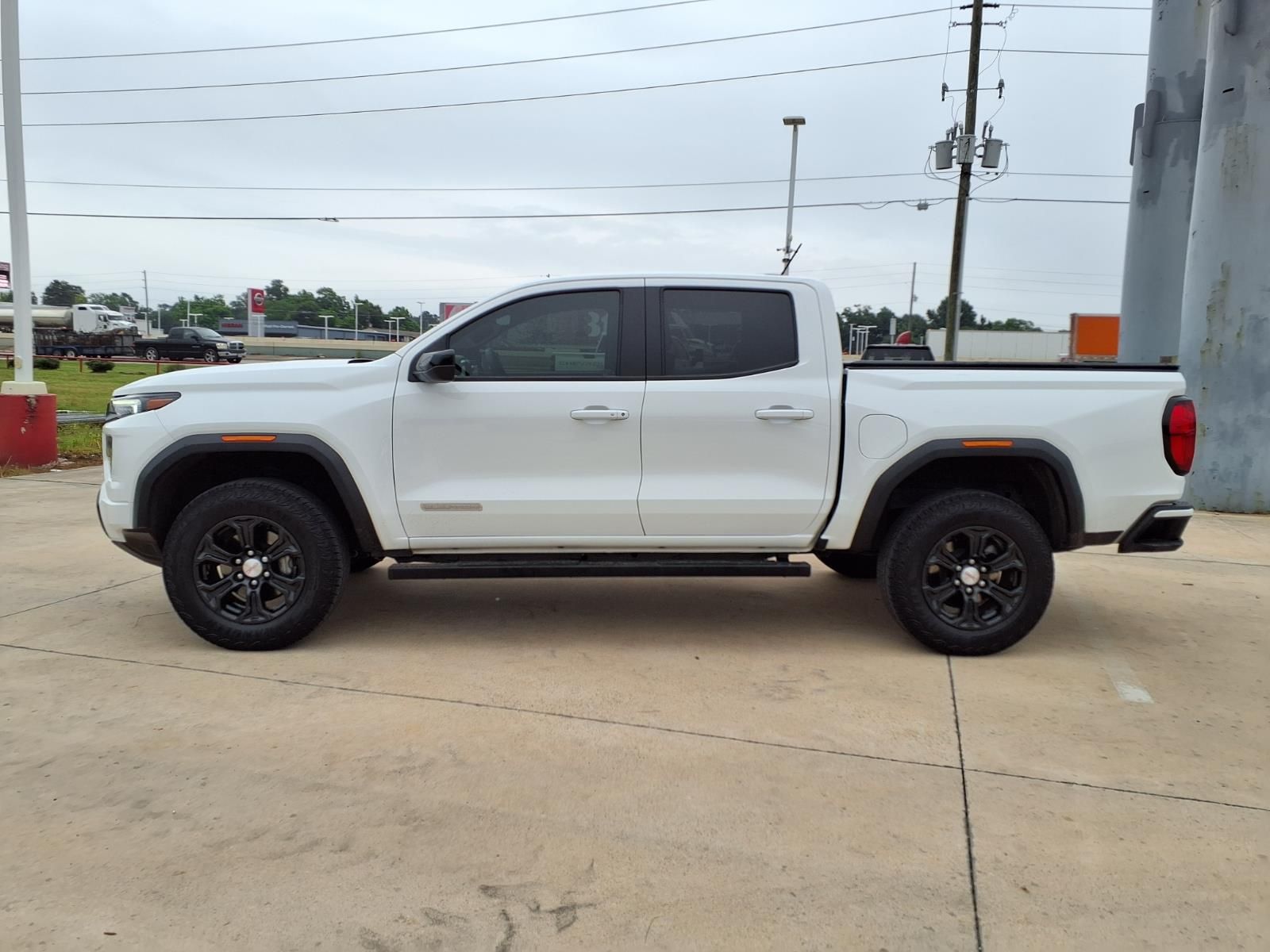 2024 GMC Canyon Elevation White at Big Star Buick GMC