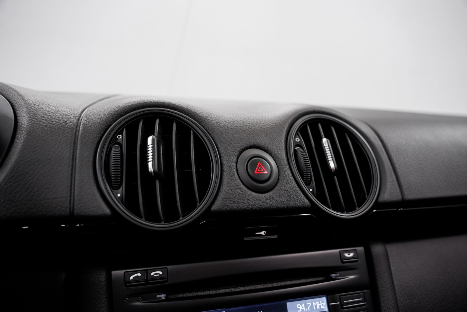 2011 Porsche Boxster Spyder — photo 11
