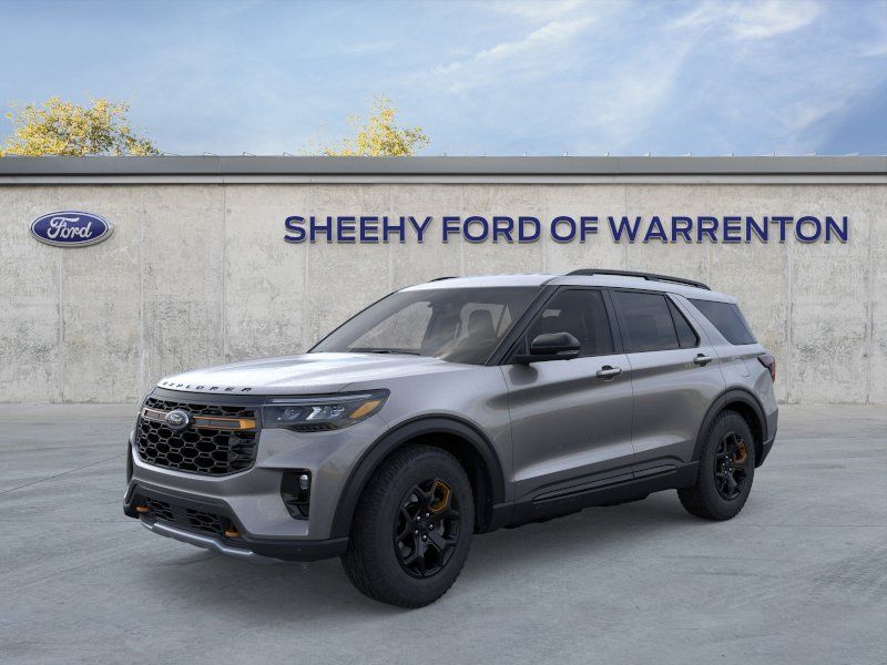 New 2026 Carbonized Gray Metallic Ford Tremor image 3