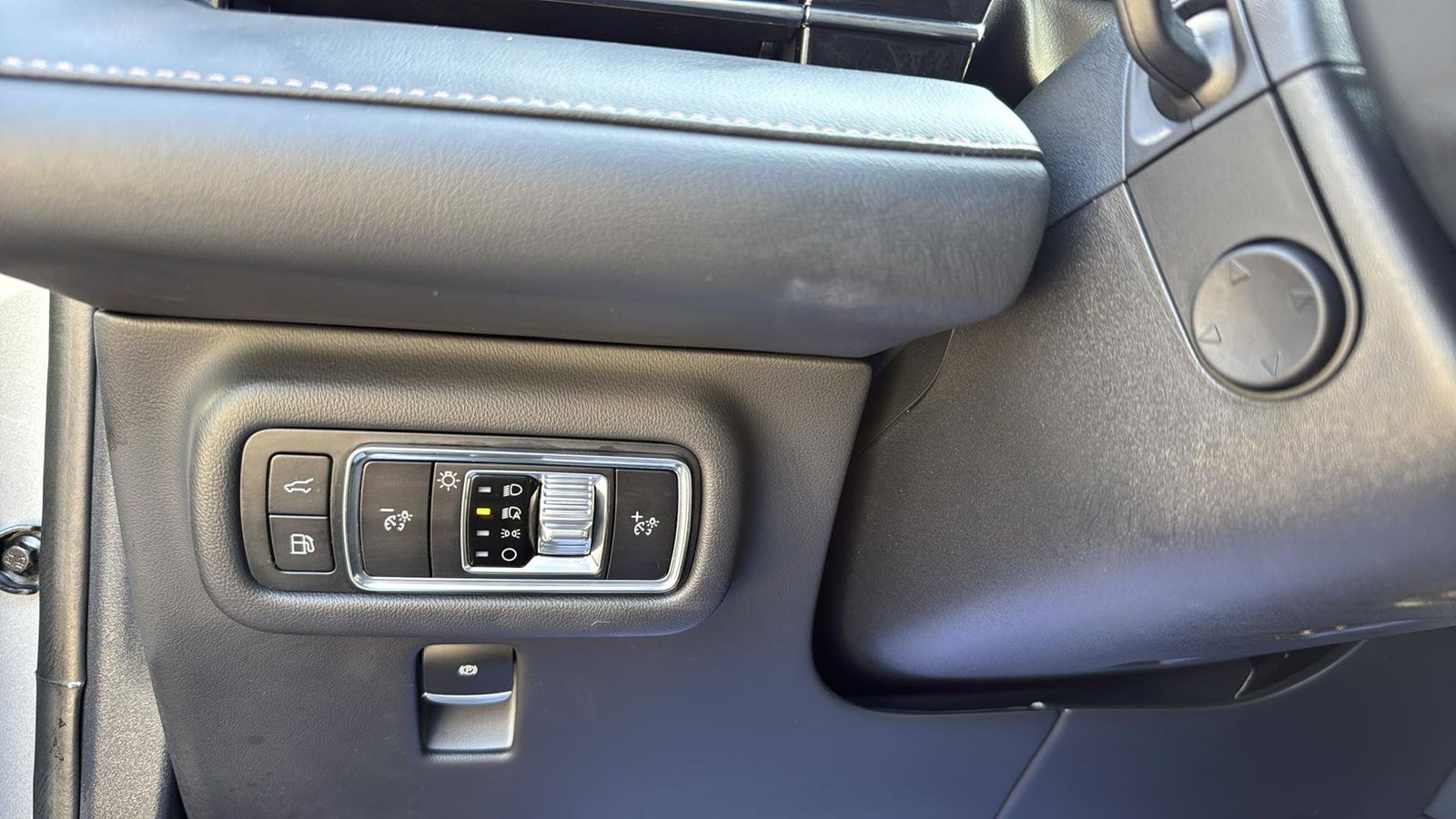 Used Car 2024 Lincoln Nautilus  Reserve For Sale Under $60,000 In Austin, Texas