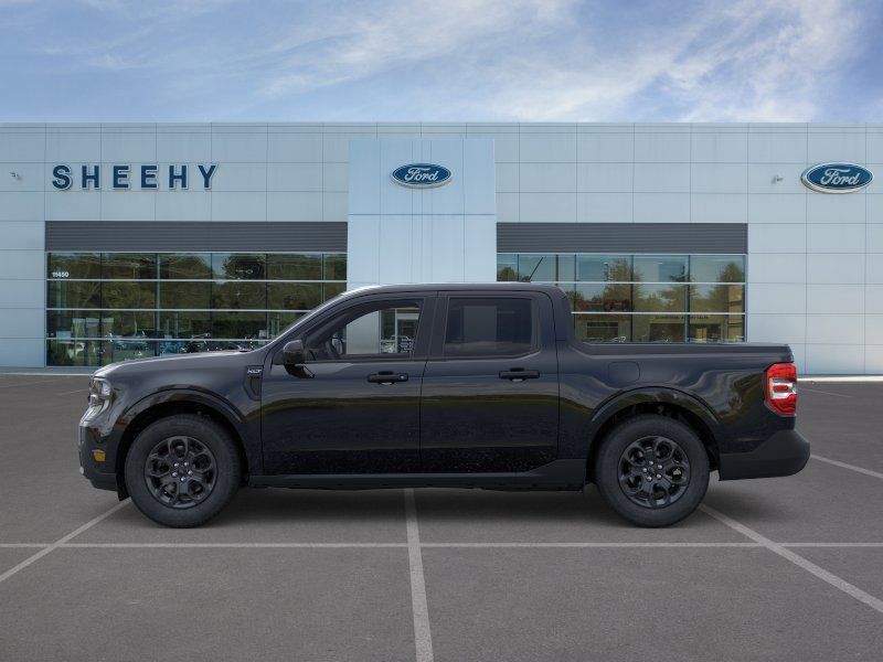 New 2026 Shadow Black Ford XLT image 3