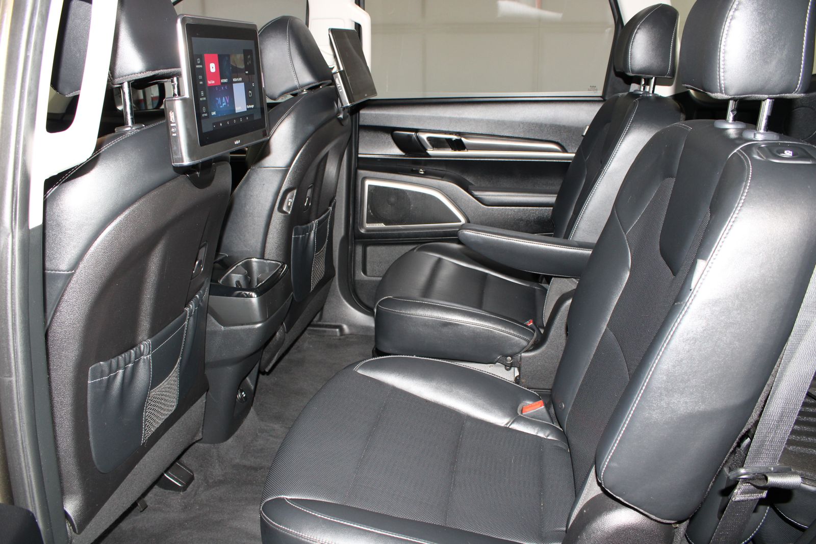 Used 2023 Green Kia S image 15