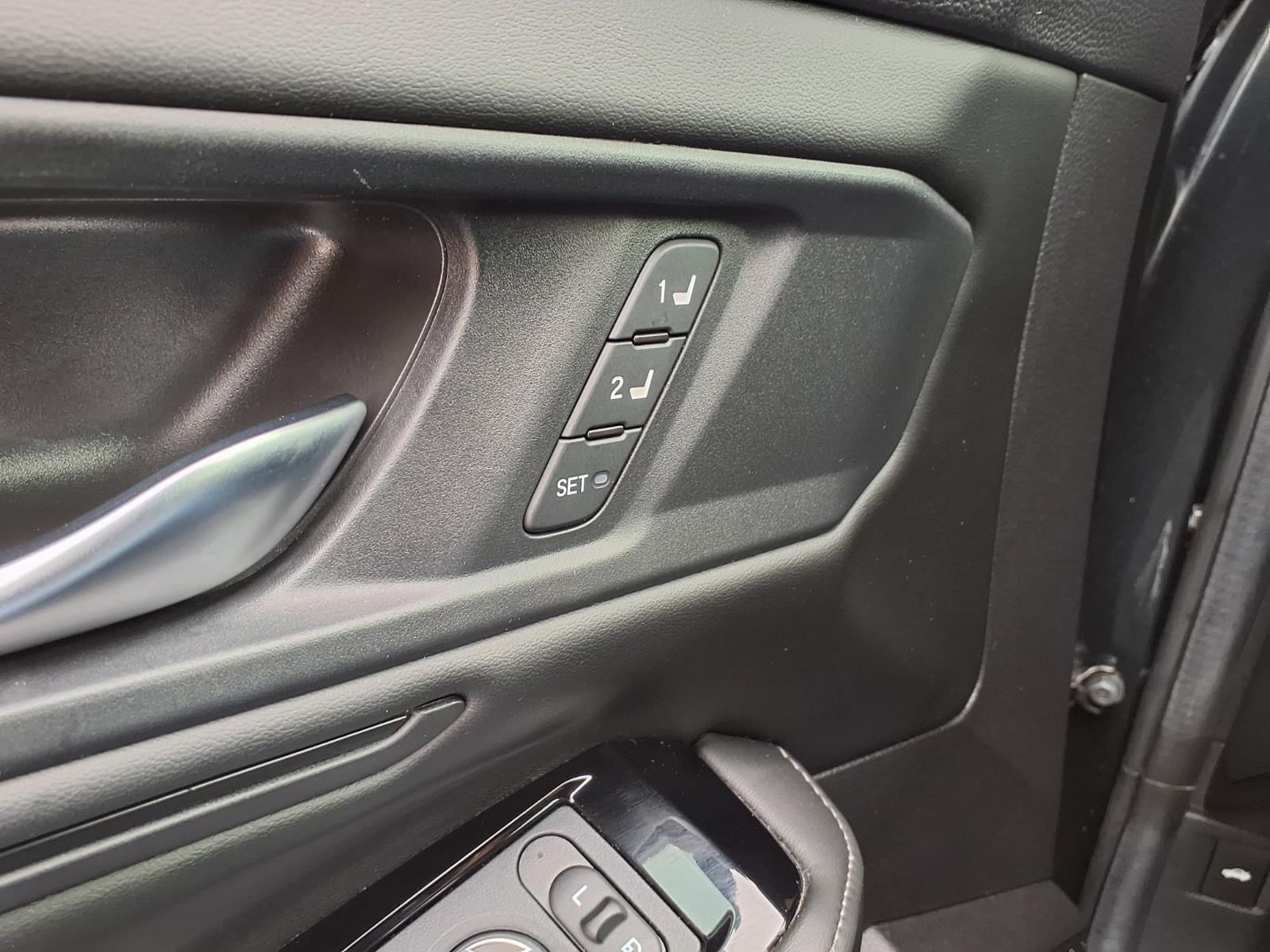 2023 Honda Accord Hybrid Touring  at Community Honda