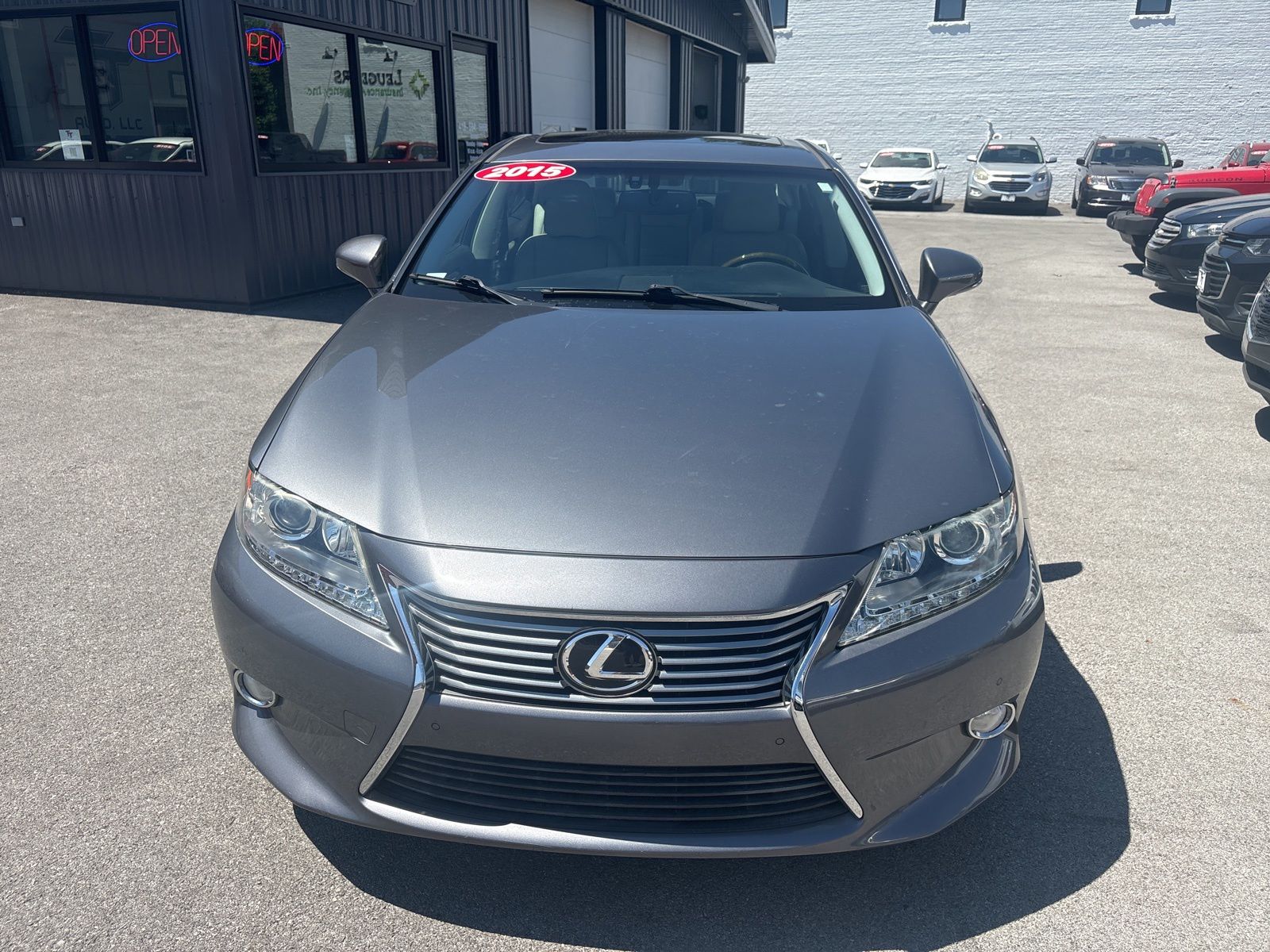 2015 Lexus ES 350 - Photo 9