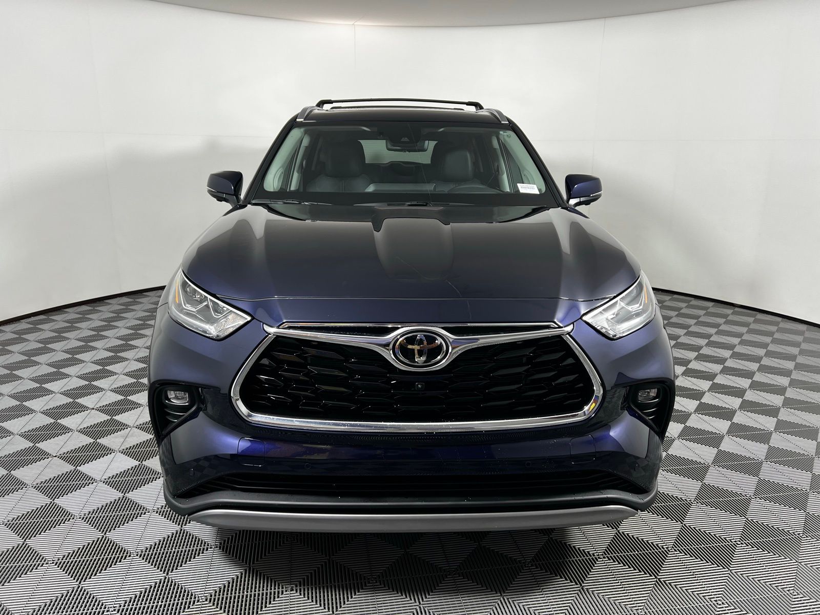 Thumbnail: 2026 Toyota Highlander - 2