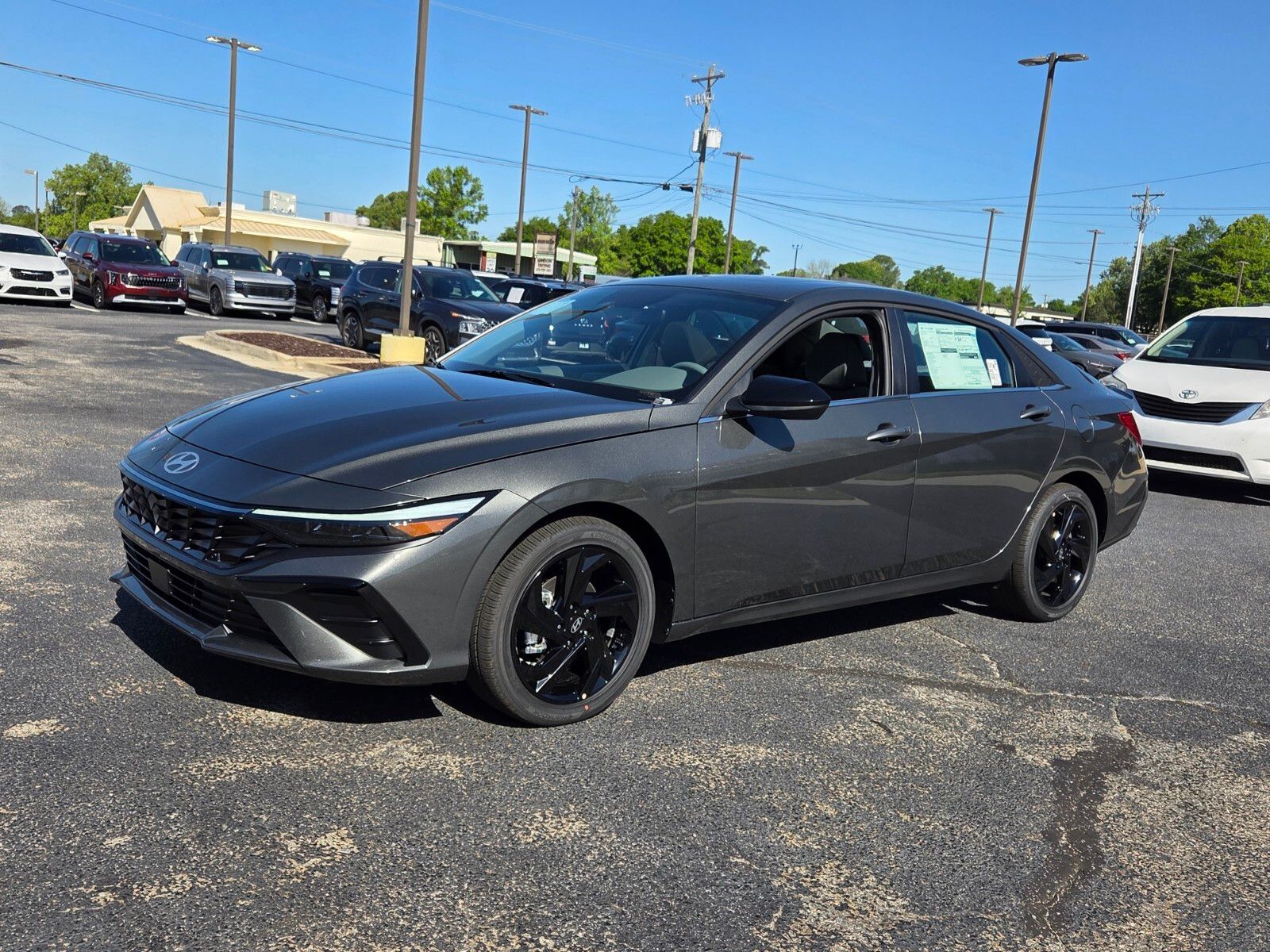 New 2026 Gray HYUNDAI SEL Sport image 3