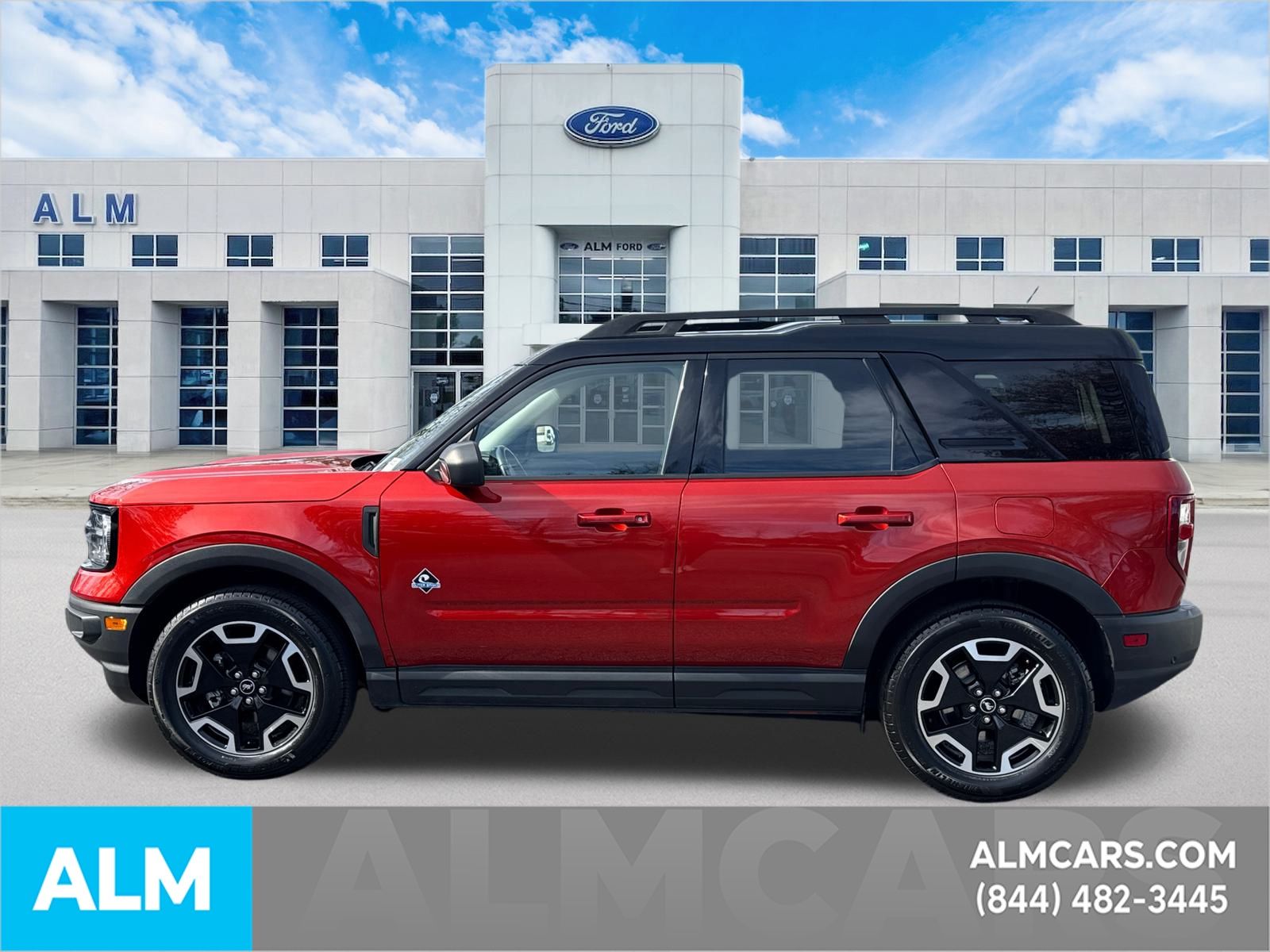 Used 2022 Hot Pepper Red Tinted Clearcoat Ford Outer Banks image 9