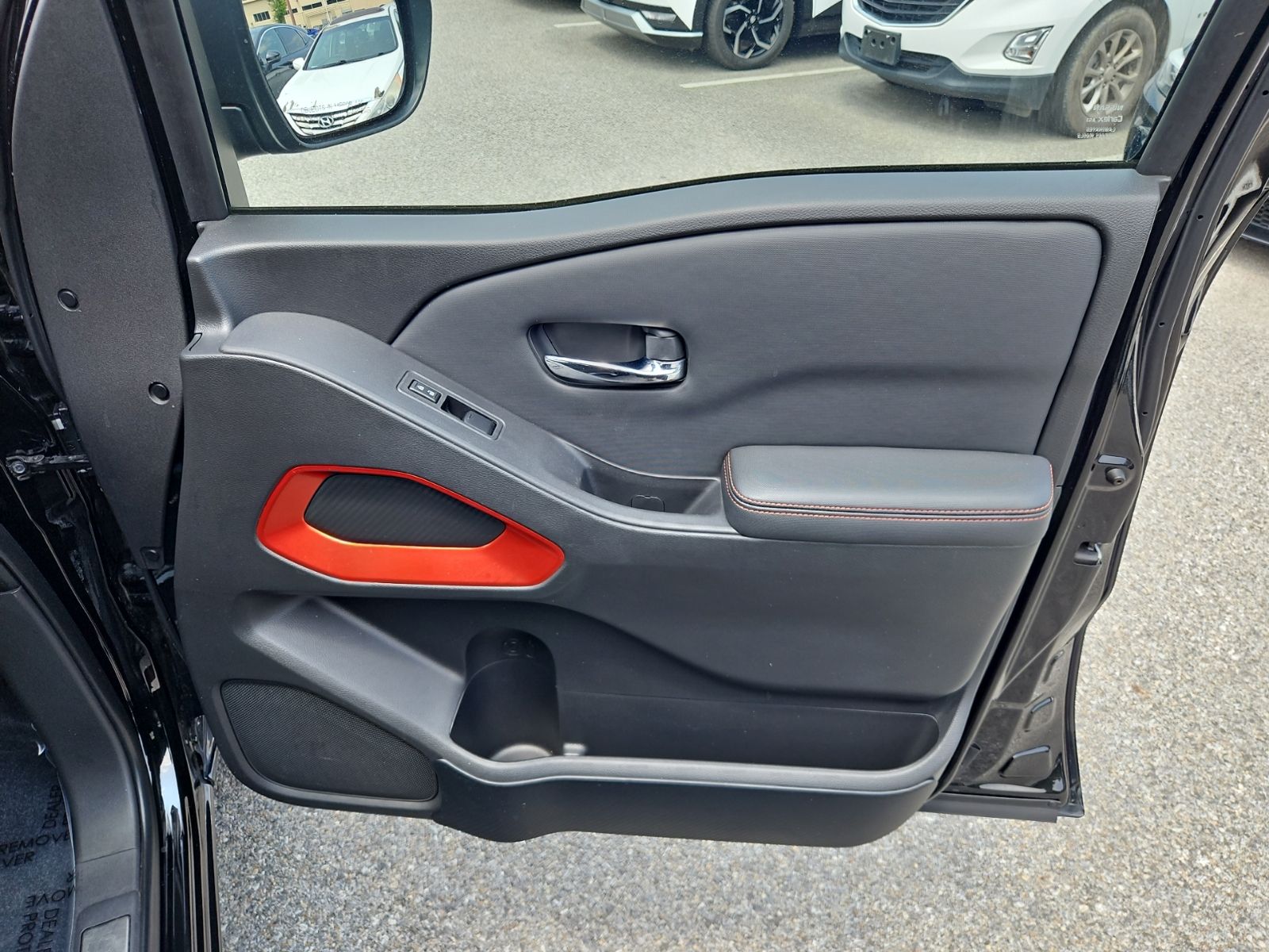 Used 2023 Black Nissan PRO-4X image 38