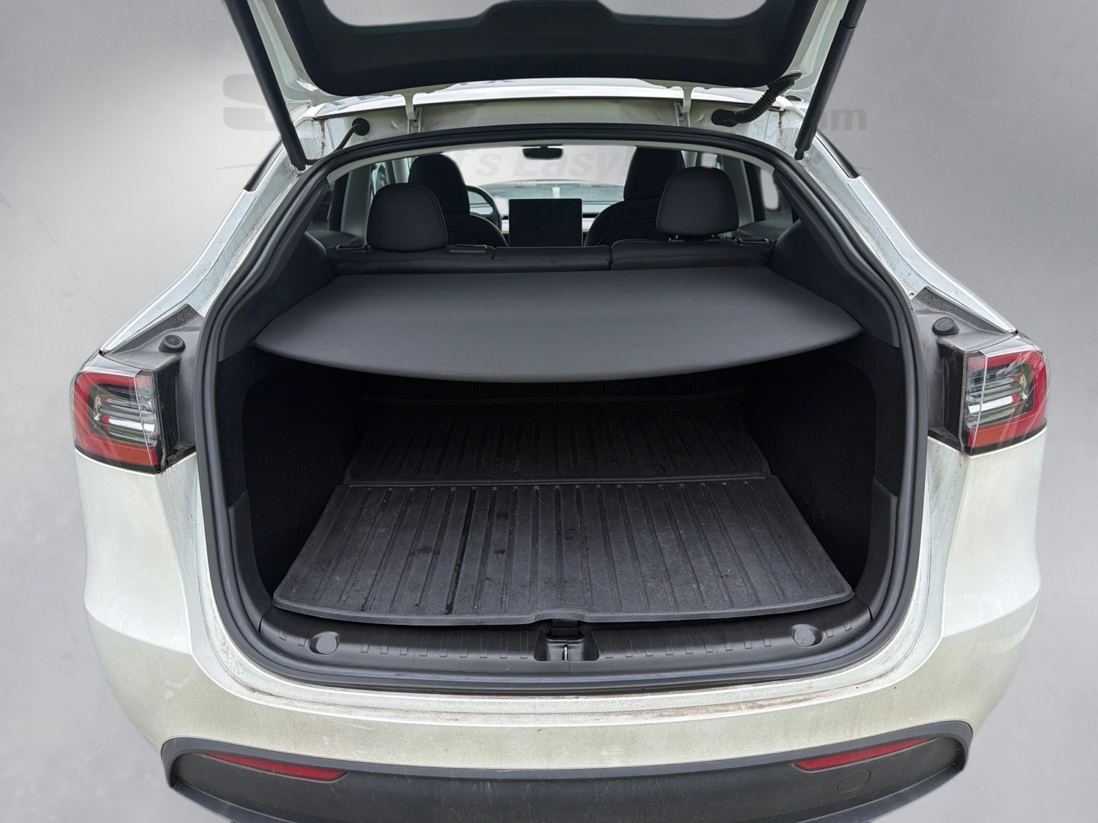 Used 2023 Pearl White Multi Tesla Performance image 25