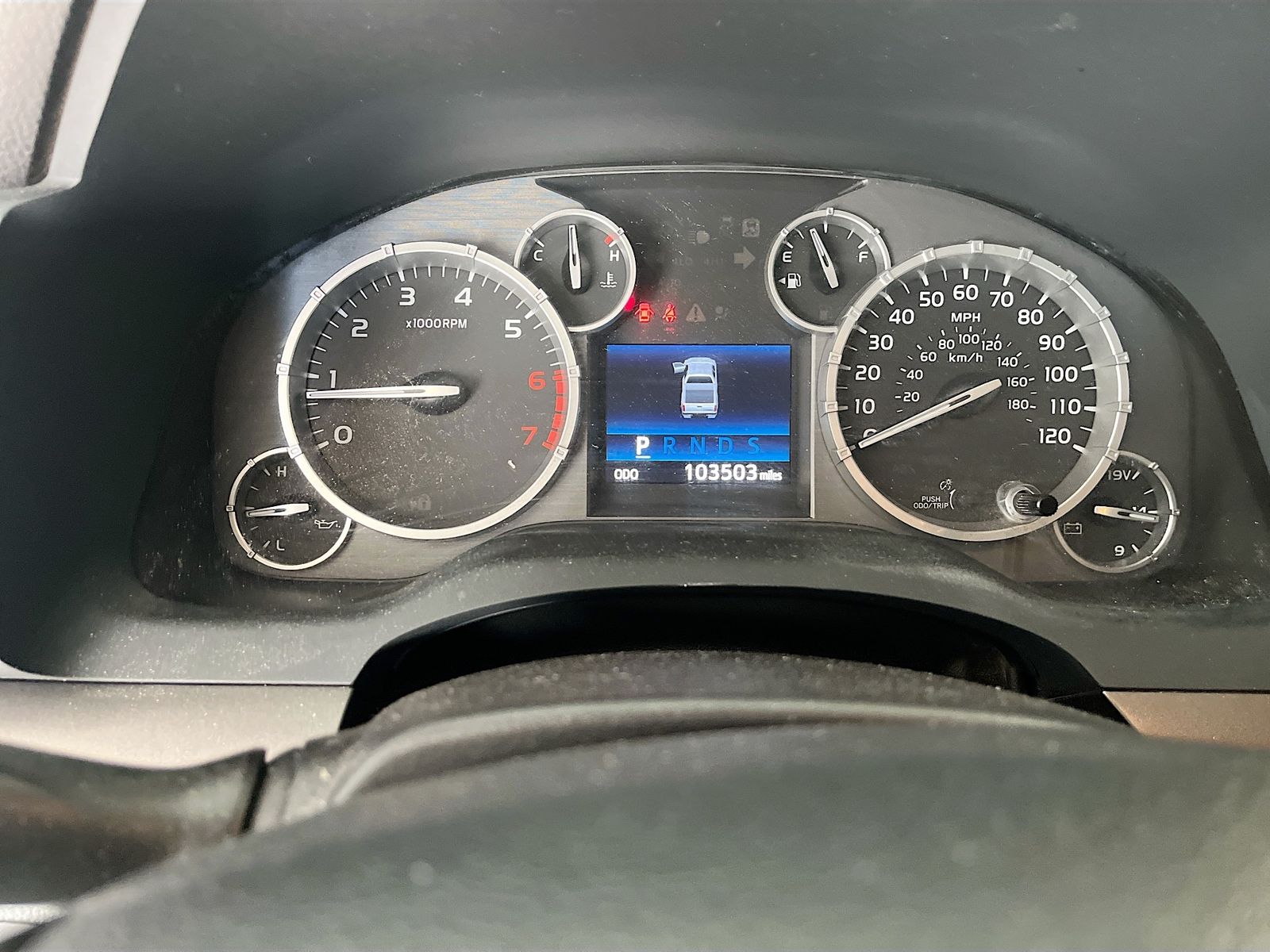 Used 2014 Silver Toyota SR5 image 12