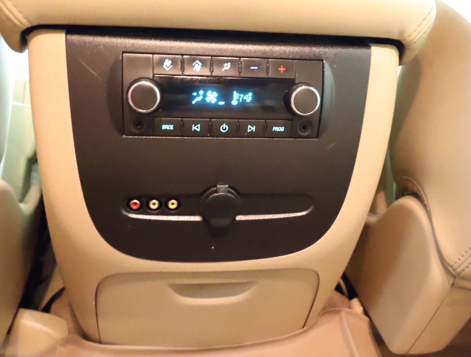 2010 Chevrolet Tahoe LT photo