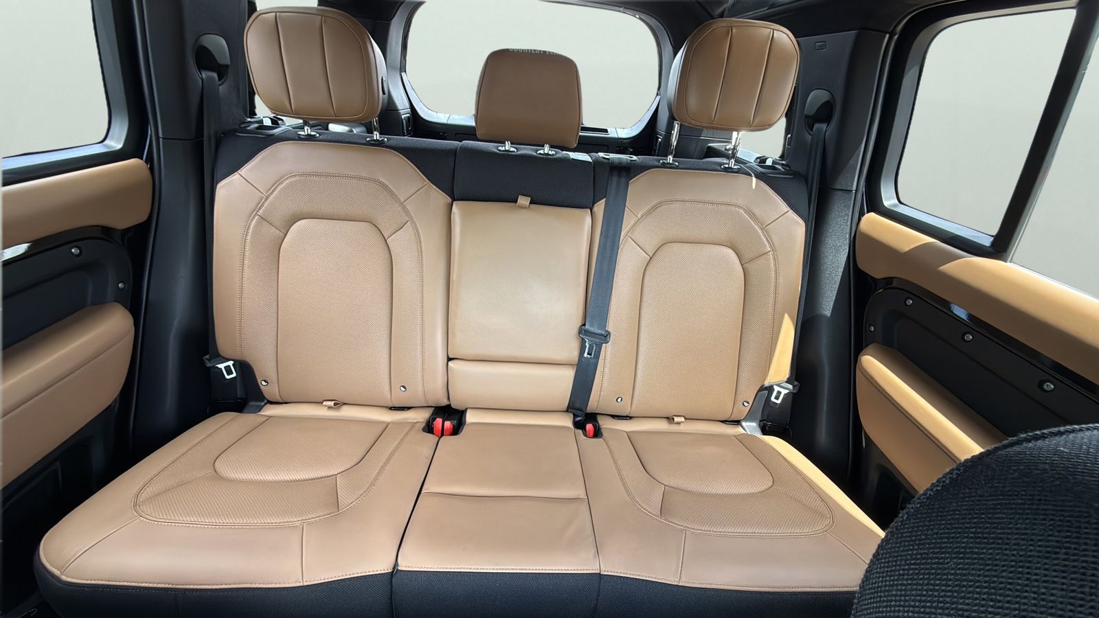 Used Car 2025 Land Rover Defender 110  V8 For Sale Under $100,000 In Austin, Texas
