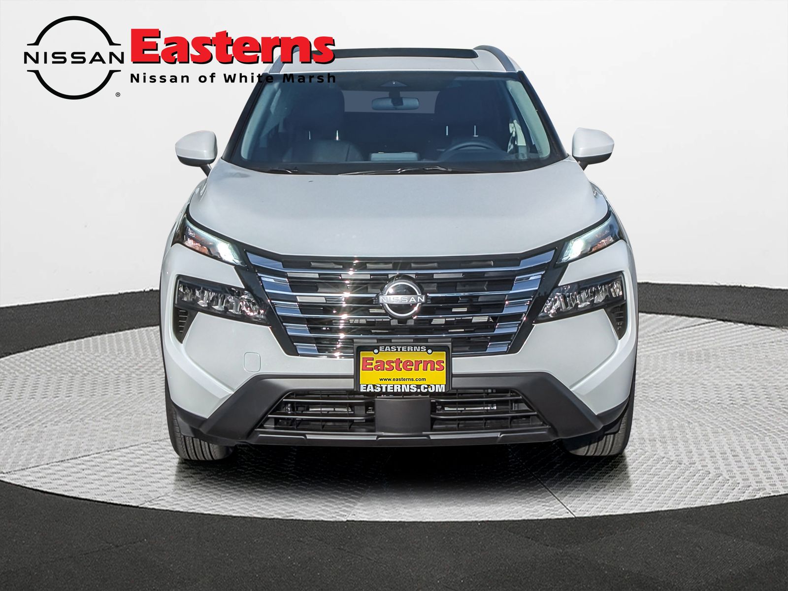 2026 Nissan Rogue SV photo 2