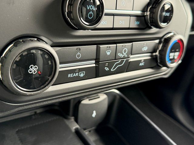 New 2025 Azure Gray Metallic Tri-Coat Ford Base image 34
