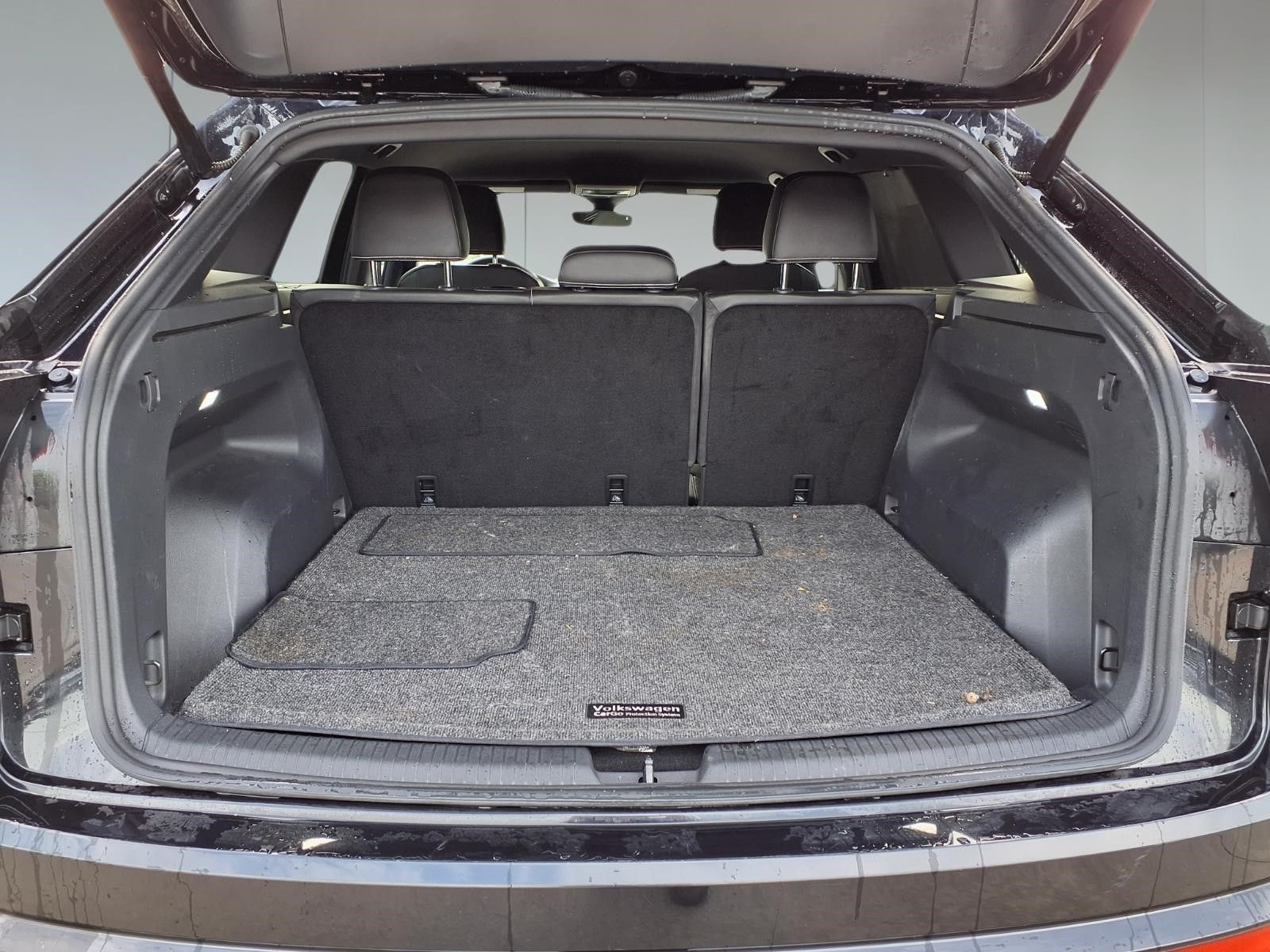 2024 Volkswagen Atlas Cross Sport 2.0T SE w/Technology - 7