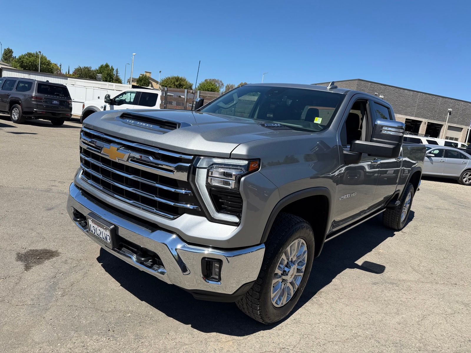 Sterling Gray Metallic 2024 Chevrolet Silverado 2500HD Pickup Truck Four-Wheel Drive Automatic