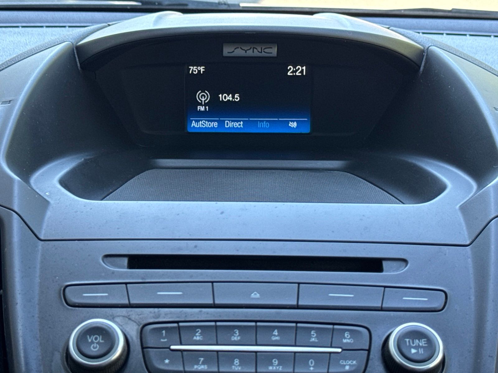 Used 2017 Shadow Black Ford SE image 27