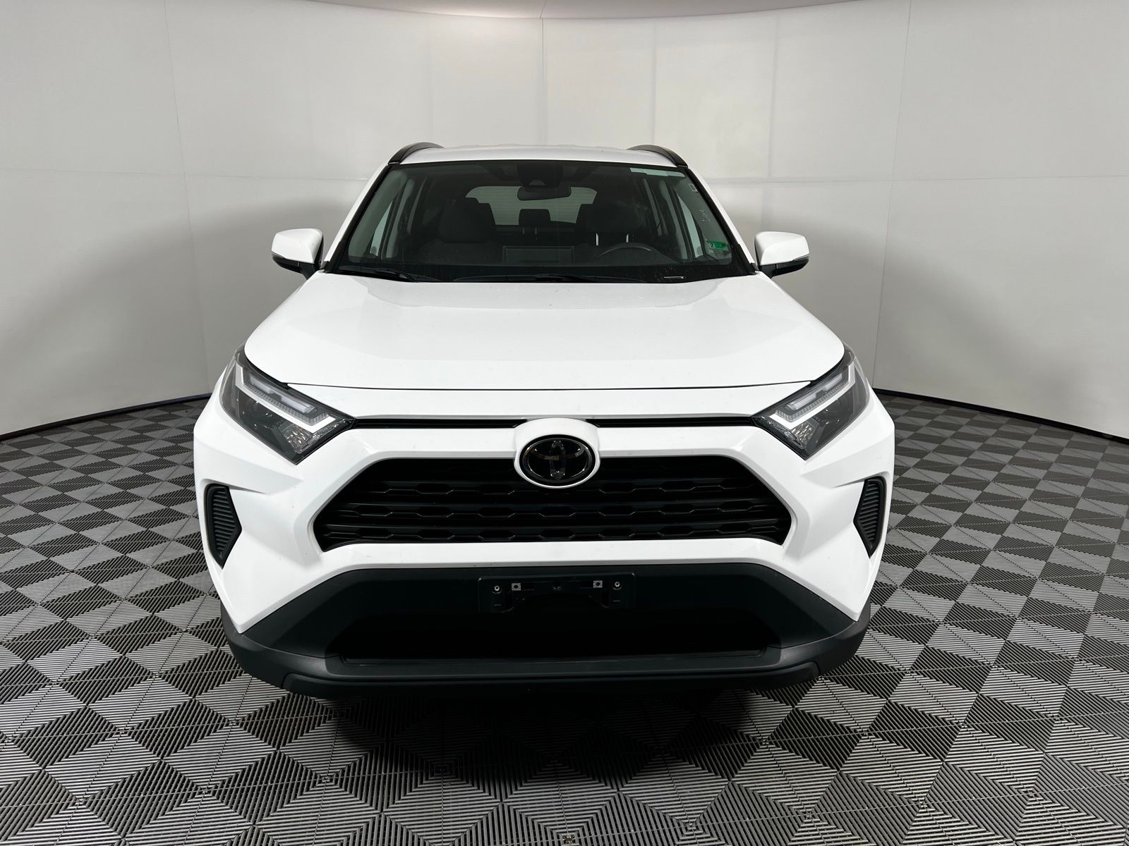 Thumbnail: 2025 Toyota RAV4 - 2