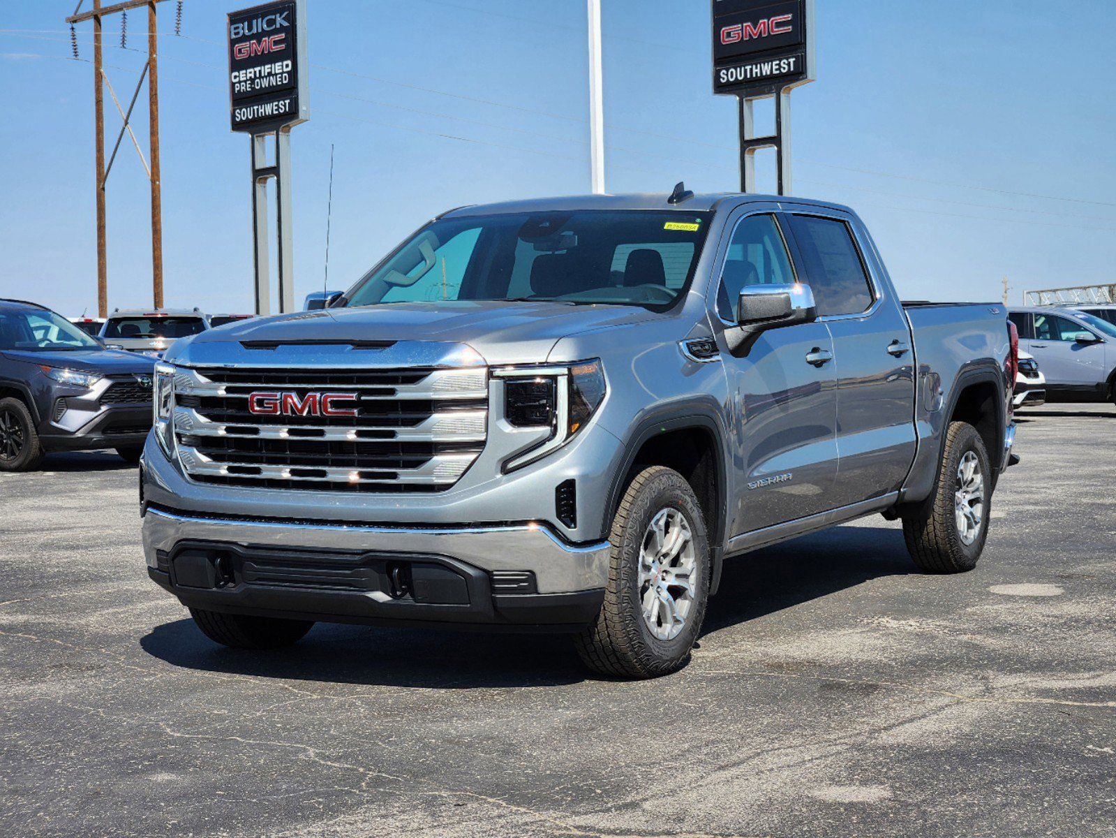 2025 GMC Sierra 1500 SLE 2