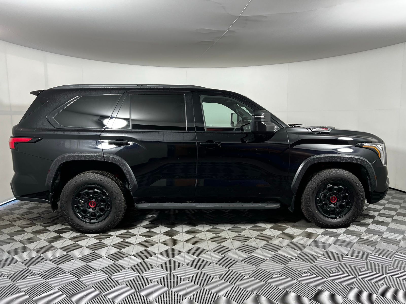 Thumbnail: 2024 Toyota Sequoia - 4