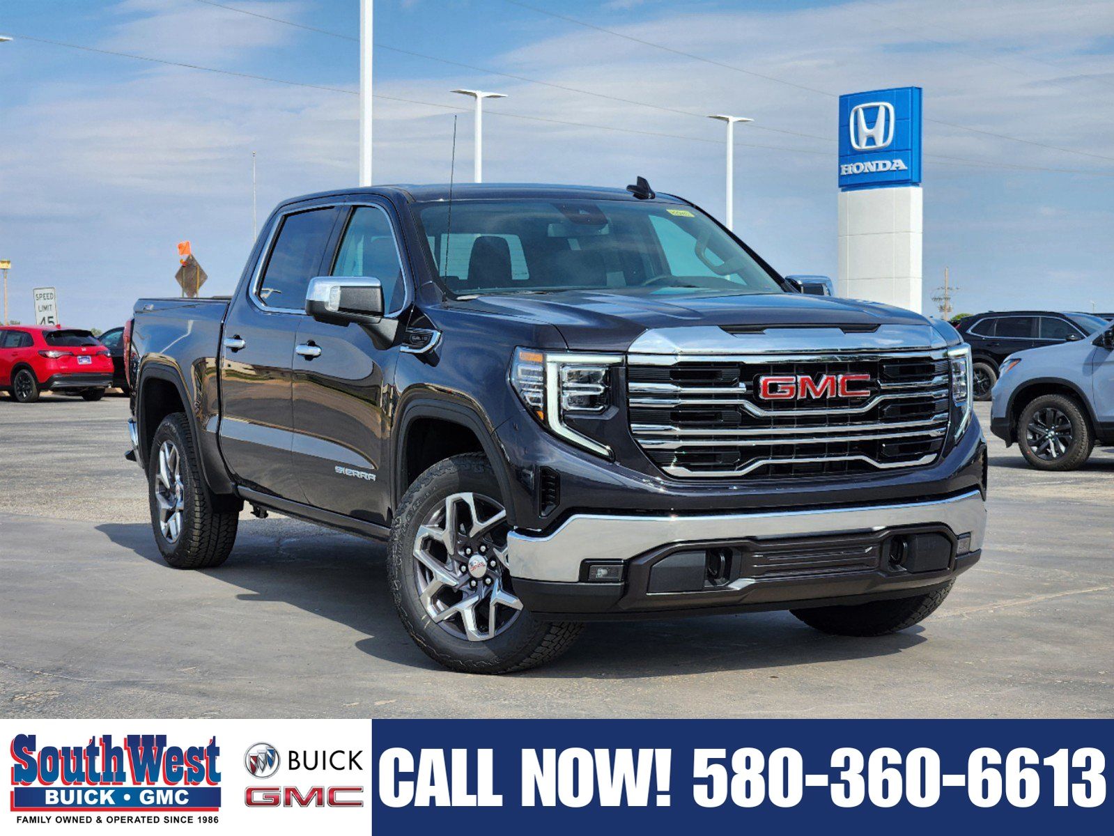 2025 GMC Sierra 1500 SLT 1