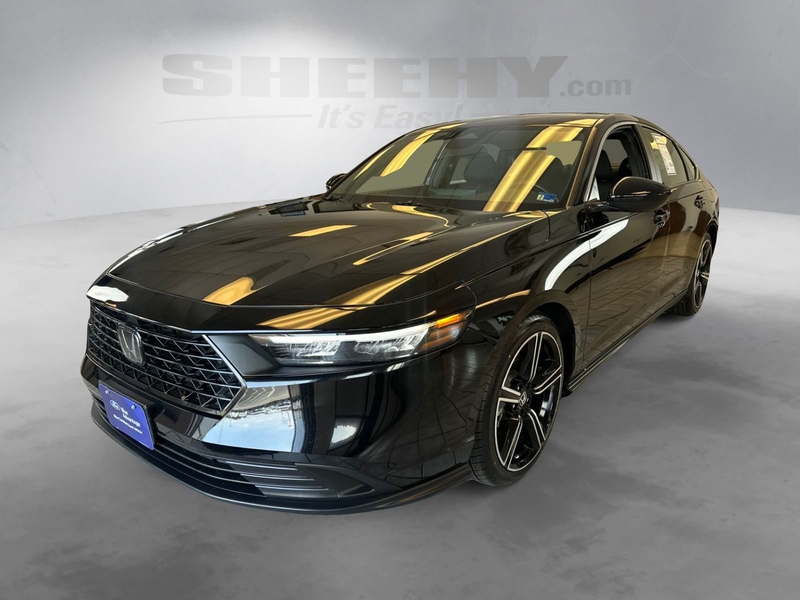 Used 2024  Honda Sport image 16