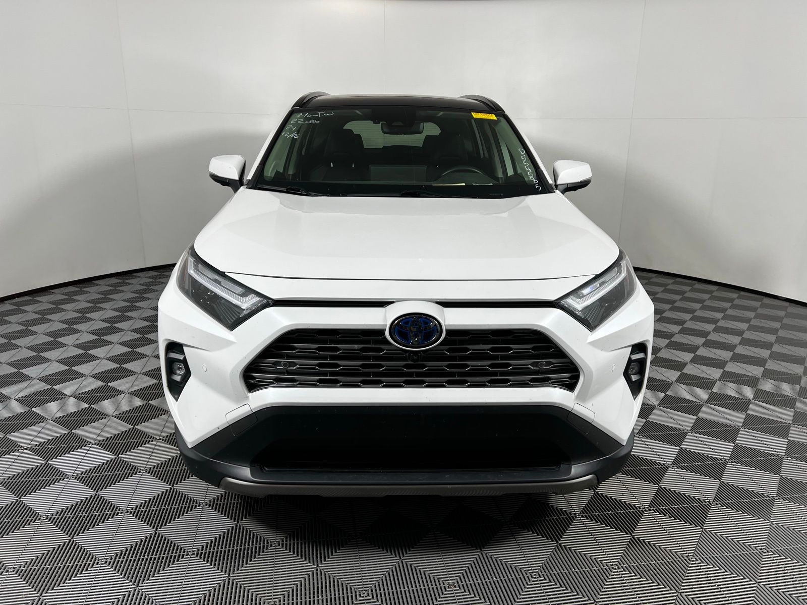 Thumbnail: 2024 Toyota RAV4 - 2