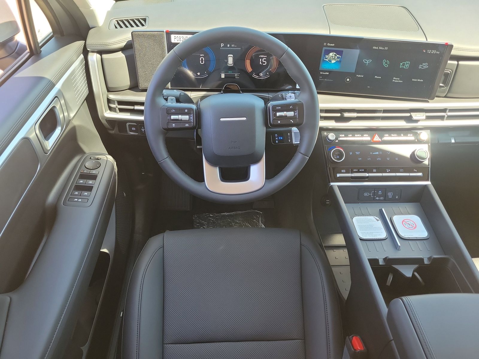 View vehicle photo 7