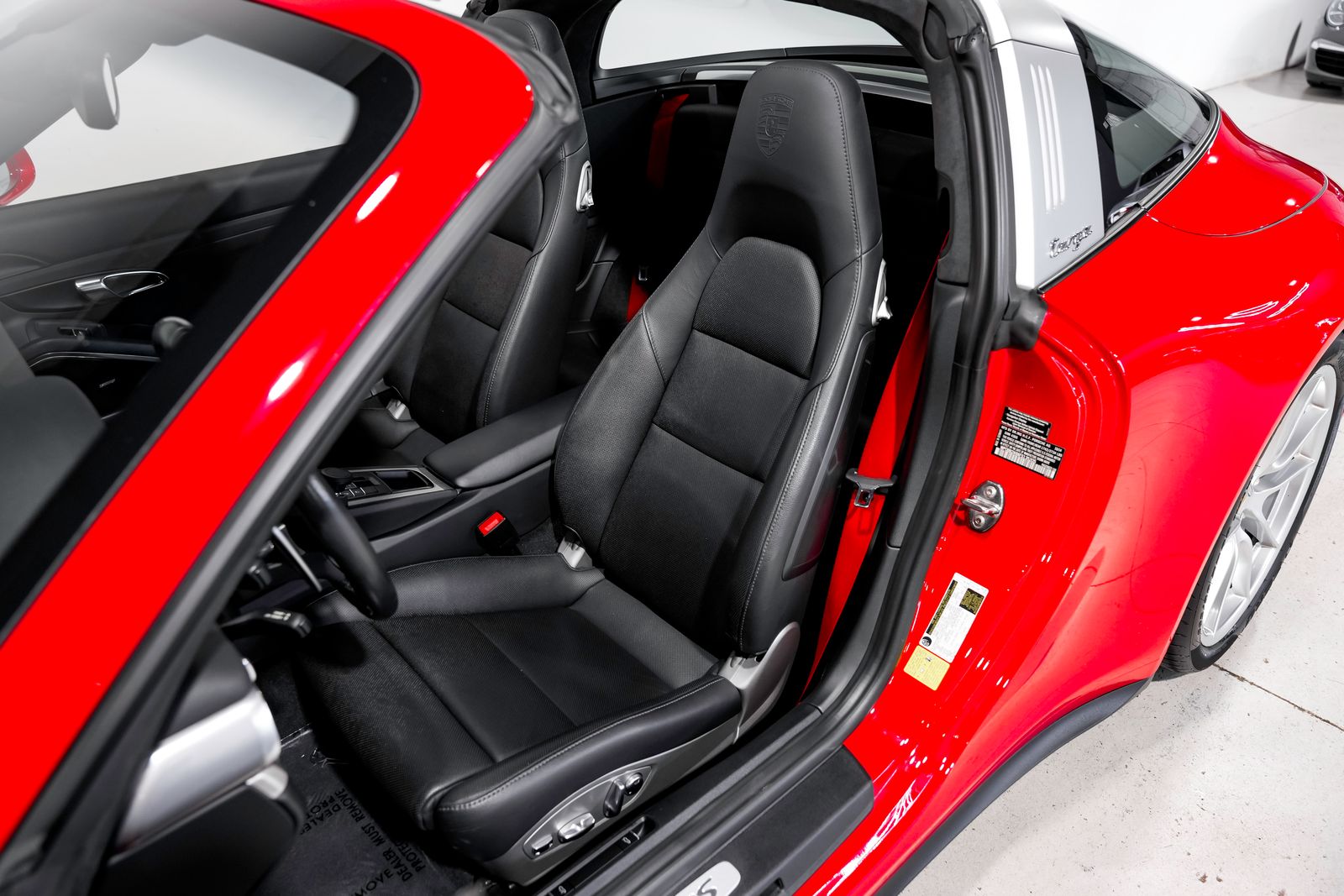 2015 Porsche 911 Targa 4S — photo 23