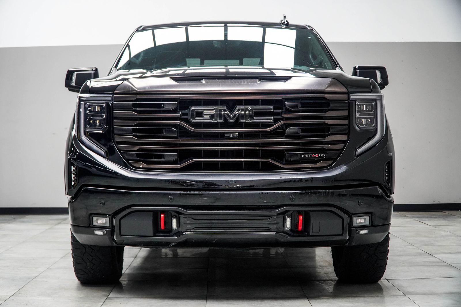 View vehicle photo 7