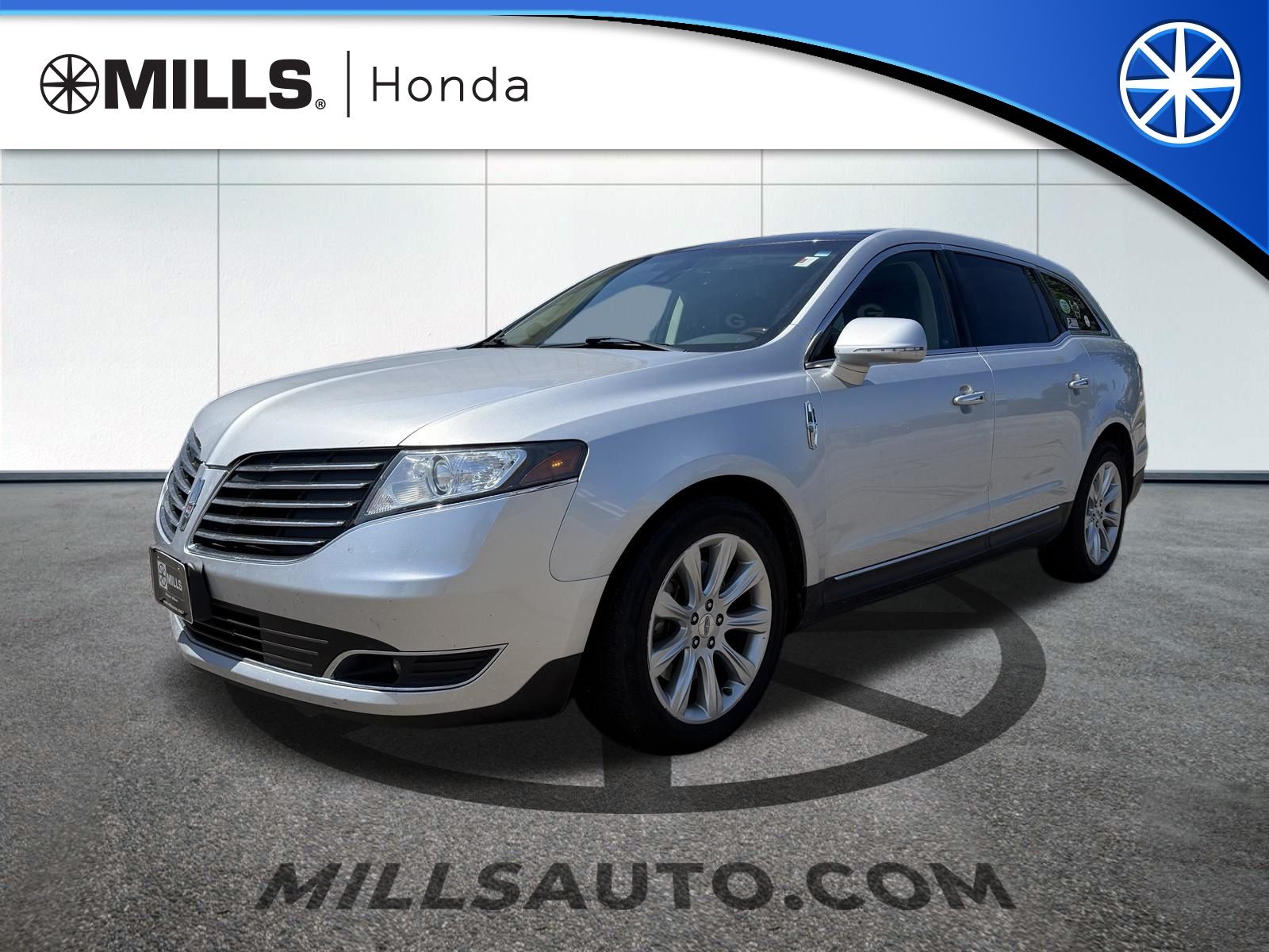 2018 Lincoln MKT Reserve AWD