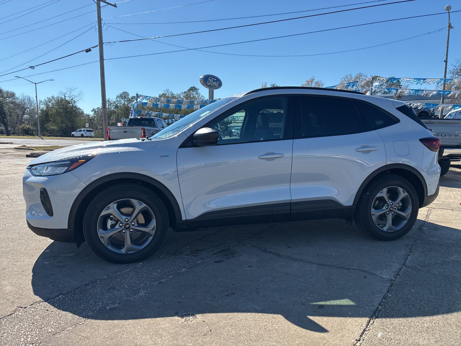 2025 Ford Escape ST-Line FWD