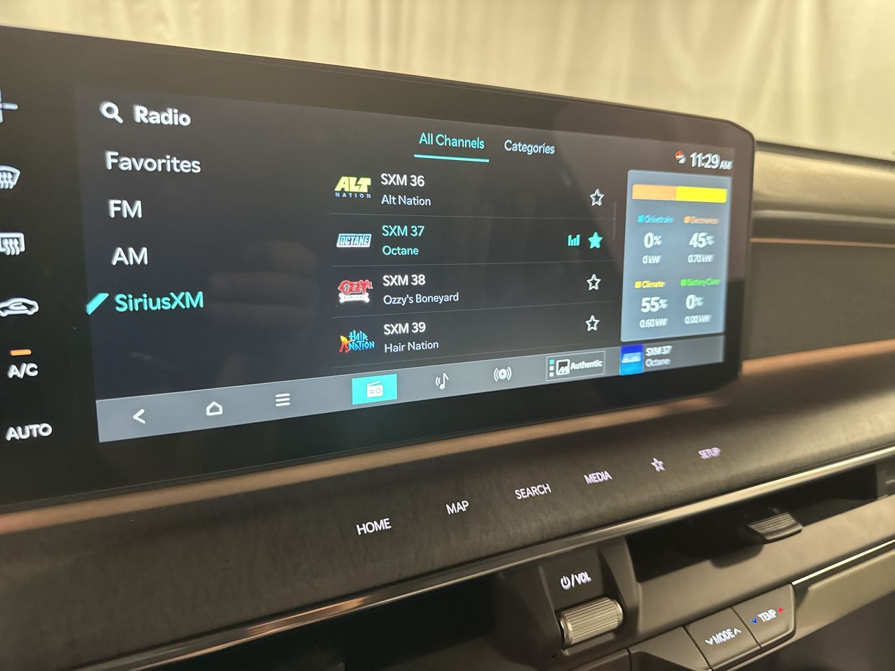 2026 Kia EV9 Land AWD photo 21