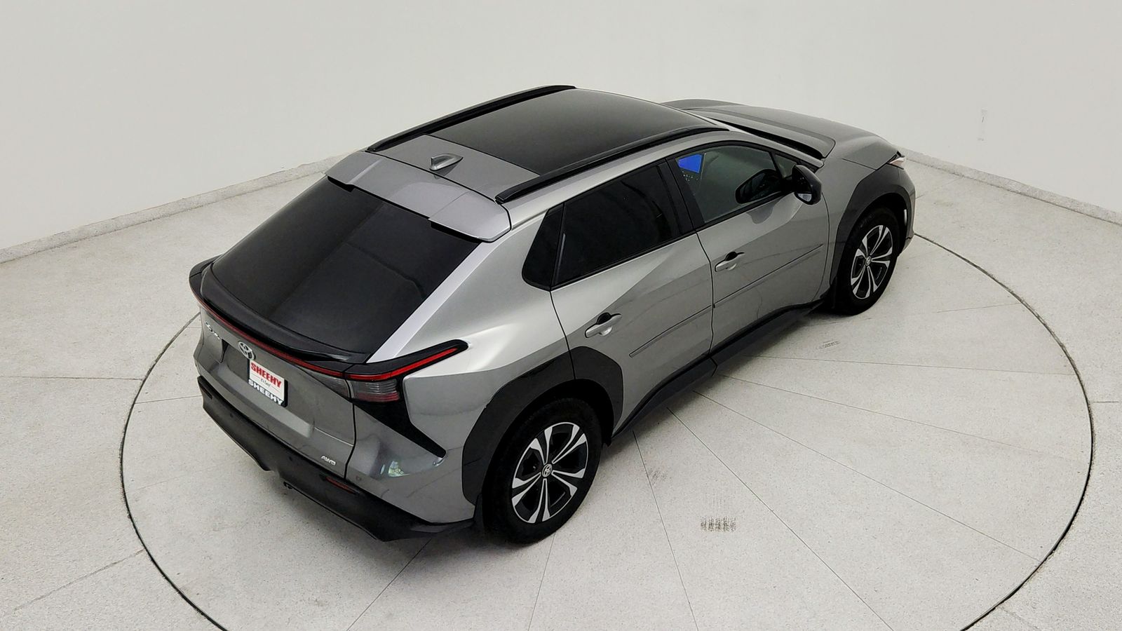 Used 2023  Toyota XLE image 19