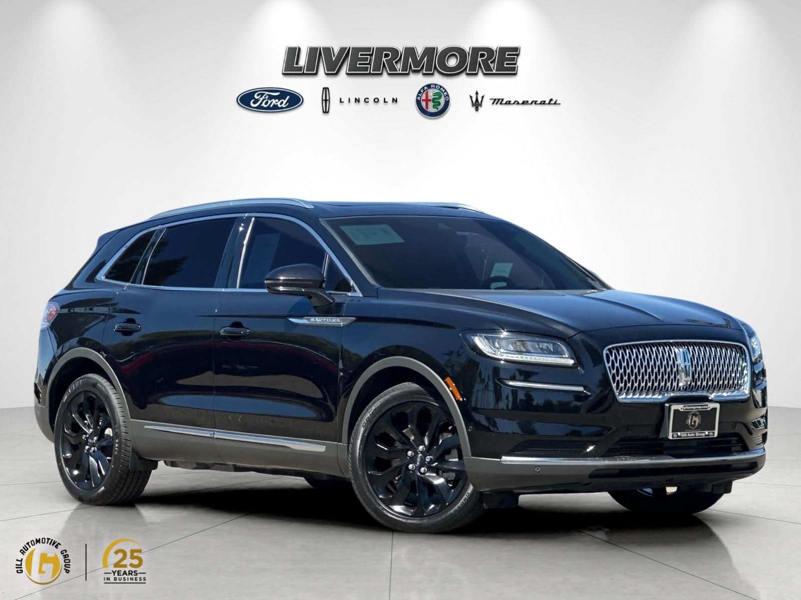 Black Metallic 2023 Lincoln Nautilus SUV / Crossover Front-Wheel Drive 8-Speed Automatic