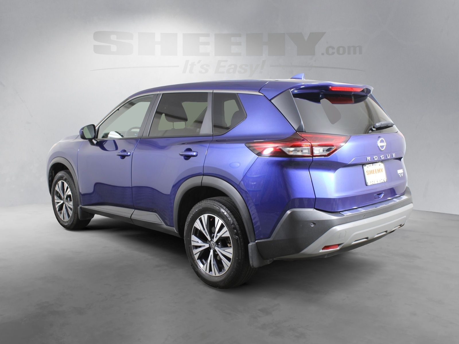 Used 2023 Blue Nissan SV image 14