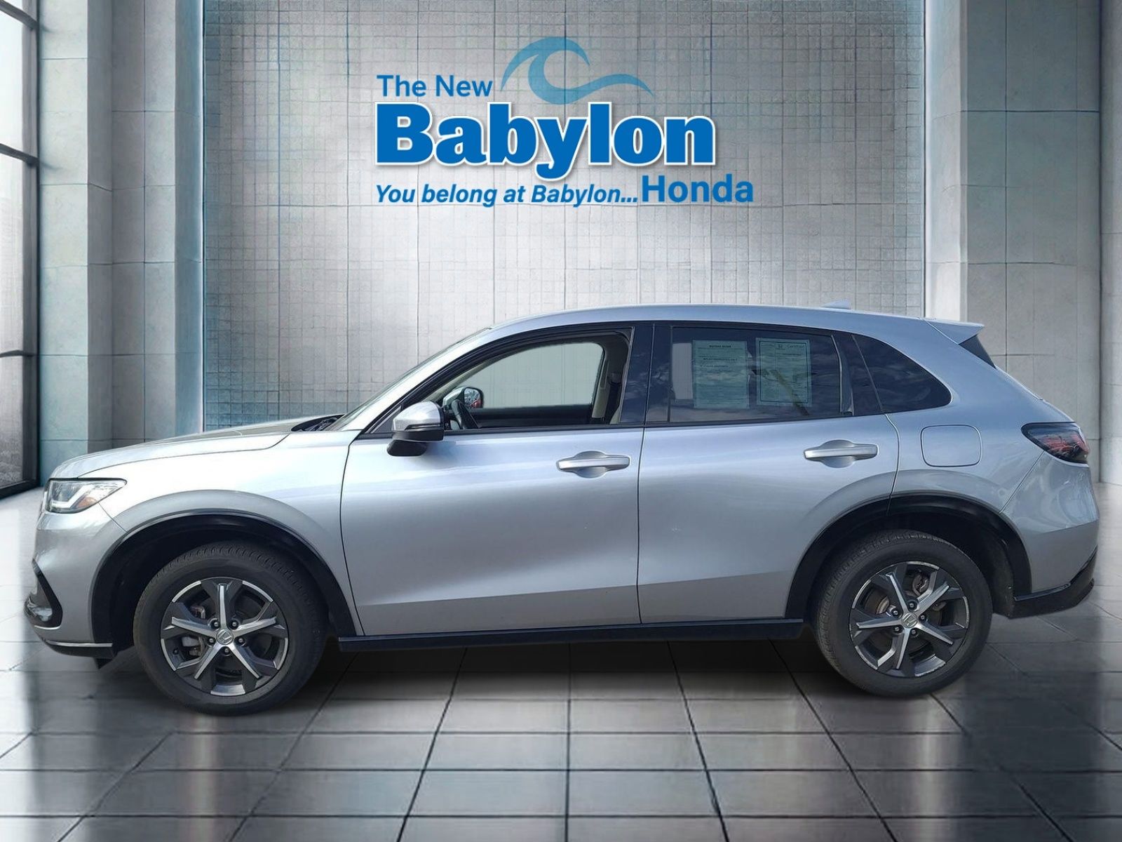 View vehicle photo 2