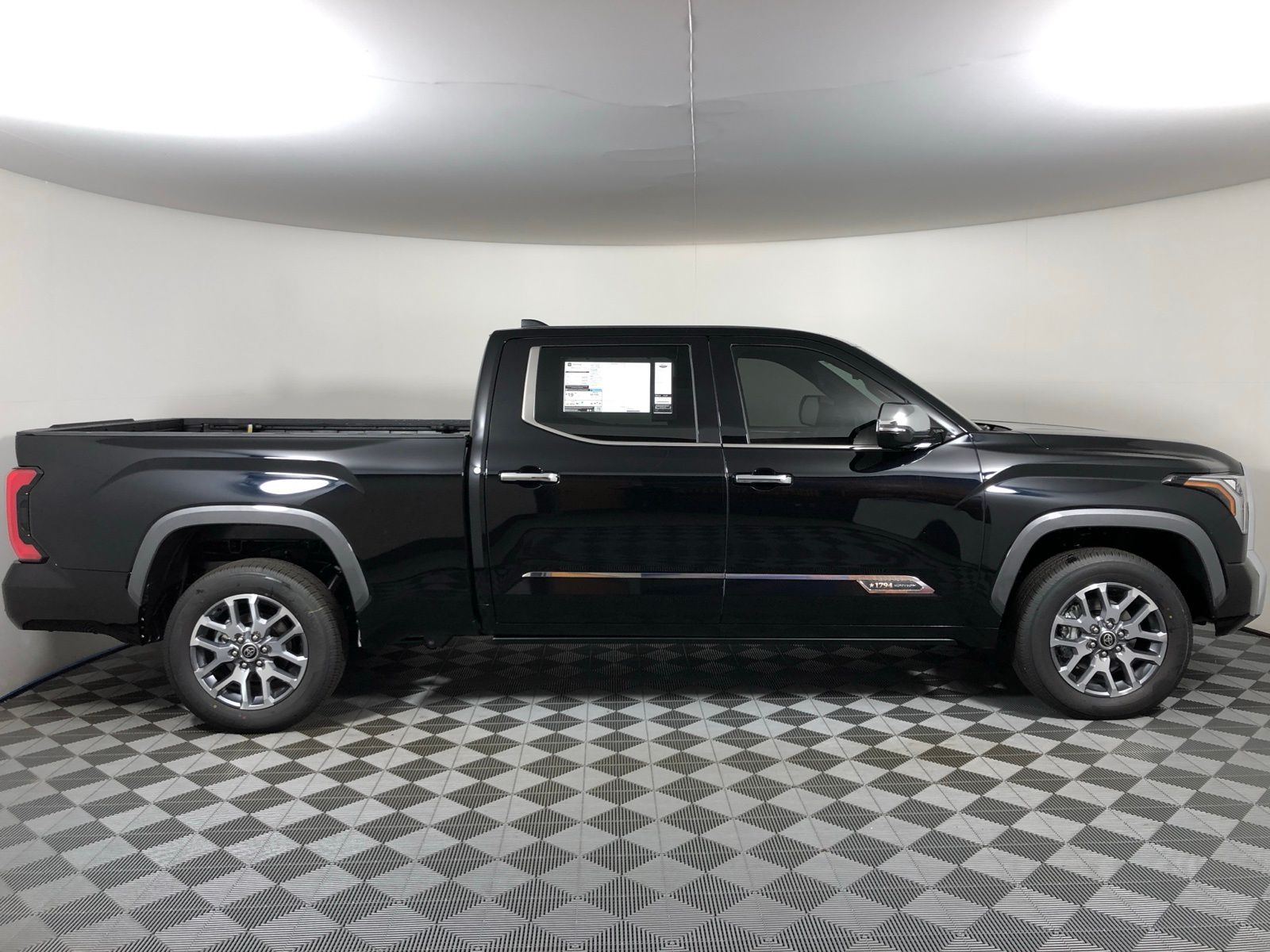 Thumbnail: 2025 Toyota Tundra - 4