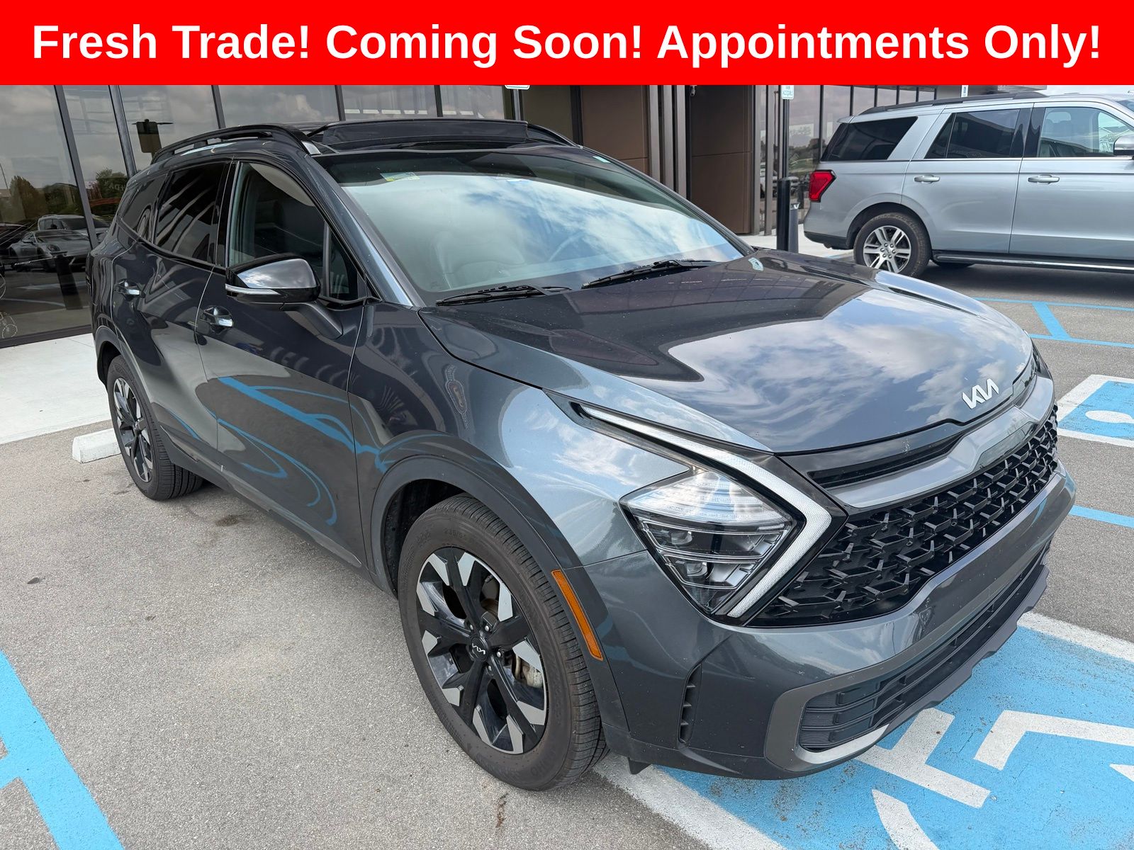 Gravity Gray 2024 Kia Sportage Hybrid Plug-In SUV / Crossover All-Wheel Drive 6-Speed Automatic