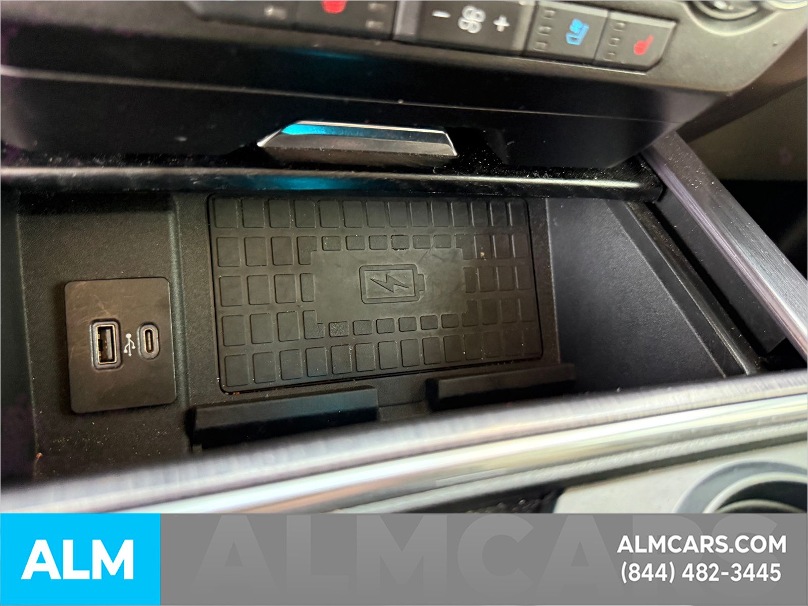 Used 2020 Agate Black Metallic Ford Limited image 28