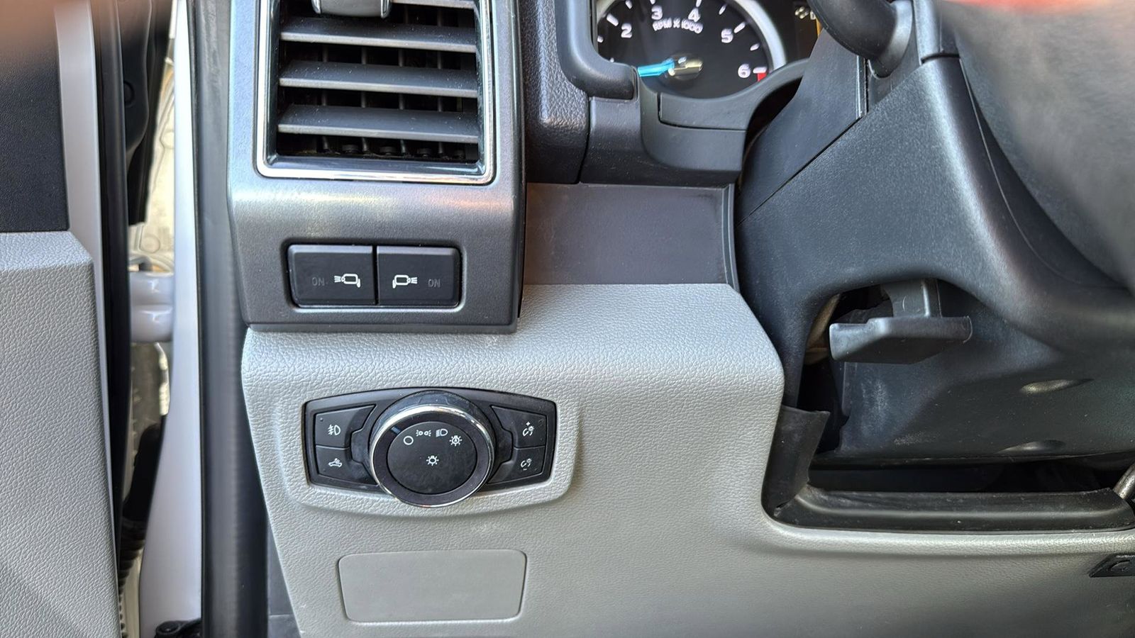 Used Car 2022 Ford F-250sd  Xlt For Sale Under $35,000 In Austin, Texas