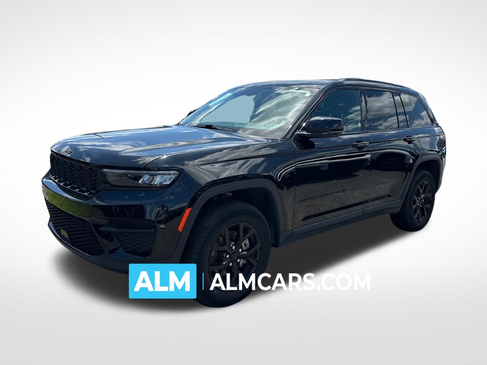 Diamond Black Crystal Pearlcoat 2025 Jeep Grand Cherokee SUV / Crossover Four-Wheel Drive 8-Speed Automatic