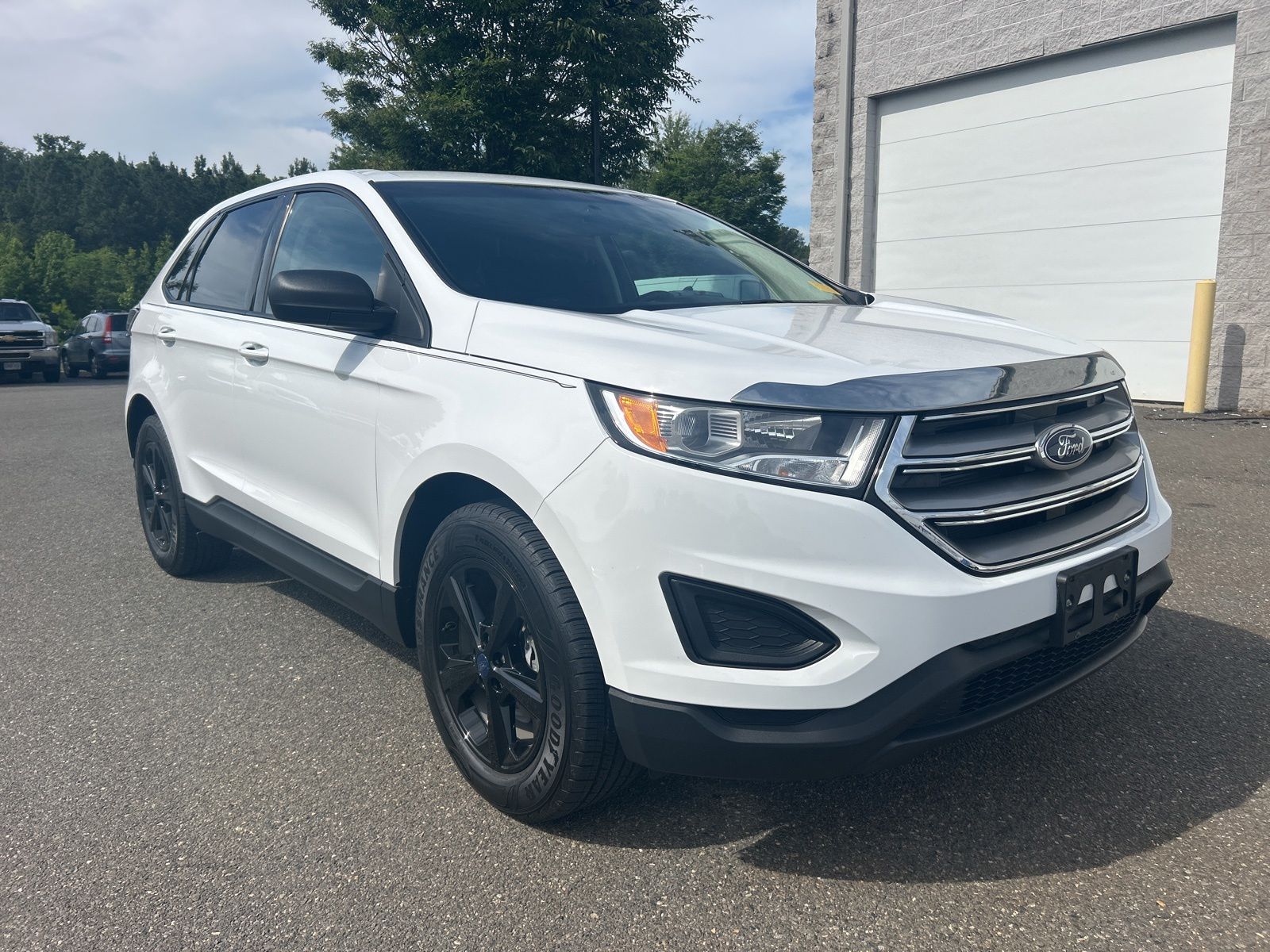 2015 Ford Edge SE's photo