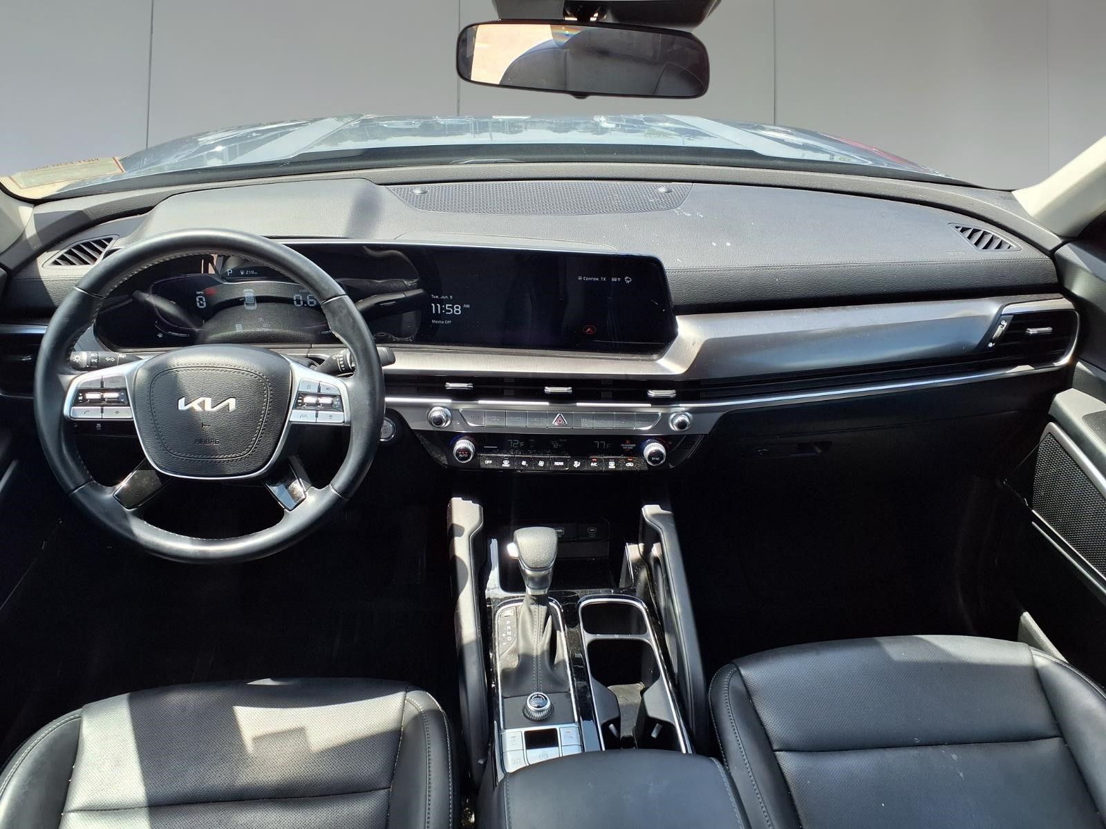 2024 Kia Telluride LX Silver at Shottenkirk Kia Fort Bend