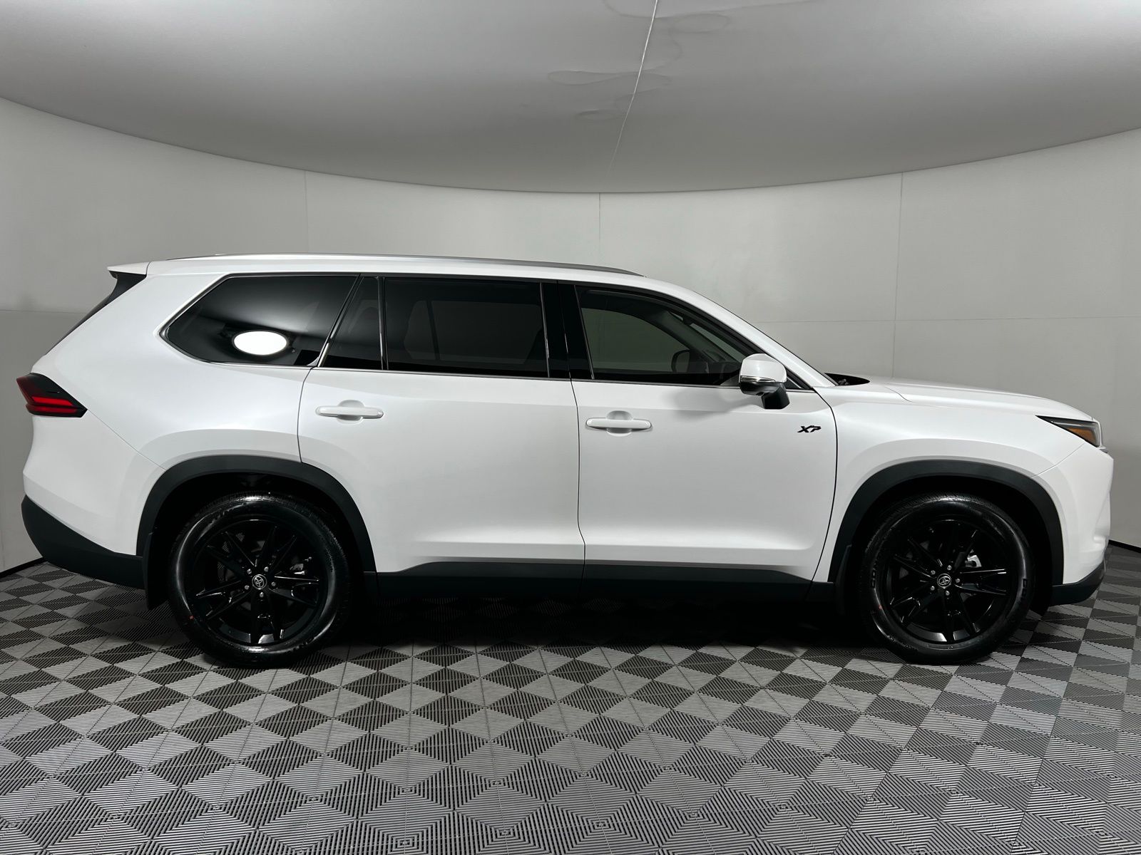 Thumbnail: 2026 Toyota Grand Highlander - 4