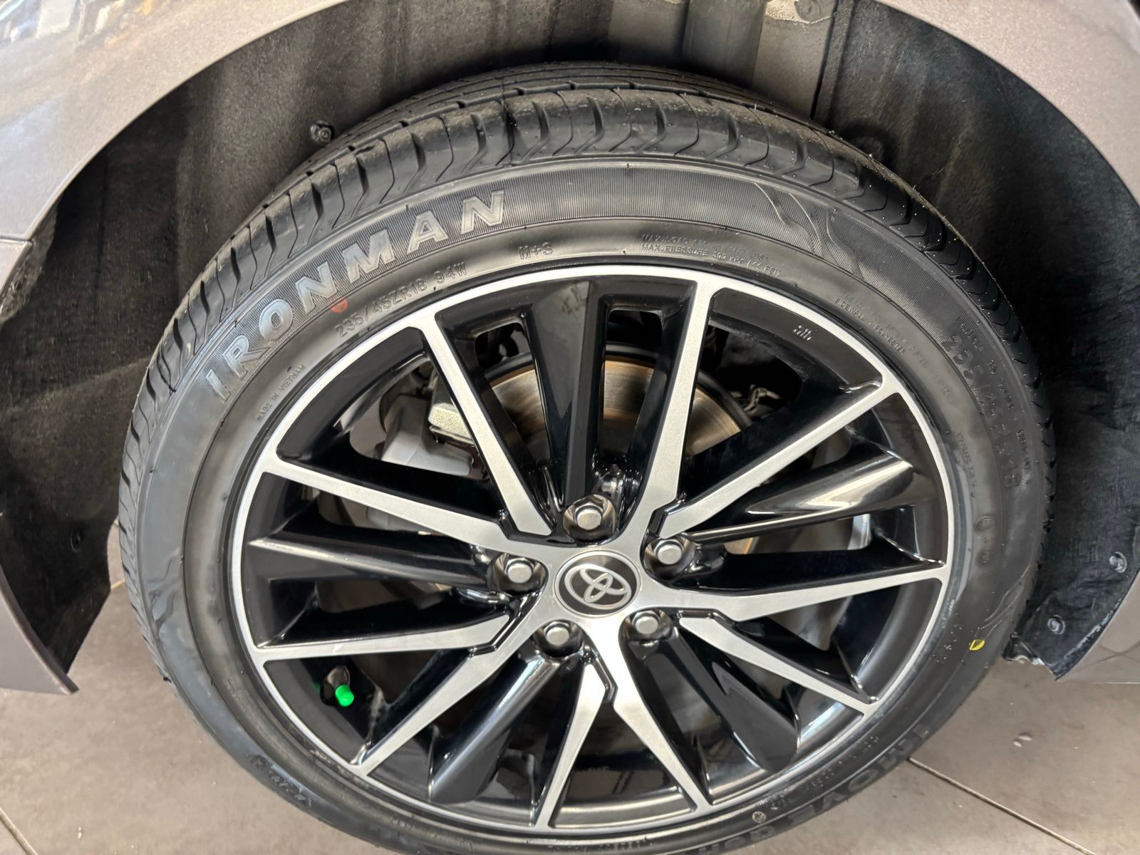 Used Car 2021 Toyota Camry  Se For Sale Under $25,000 In Austin, Texas