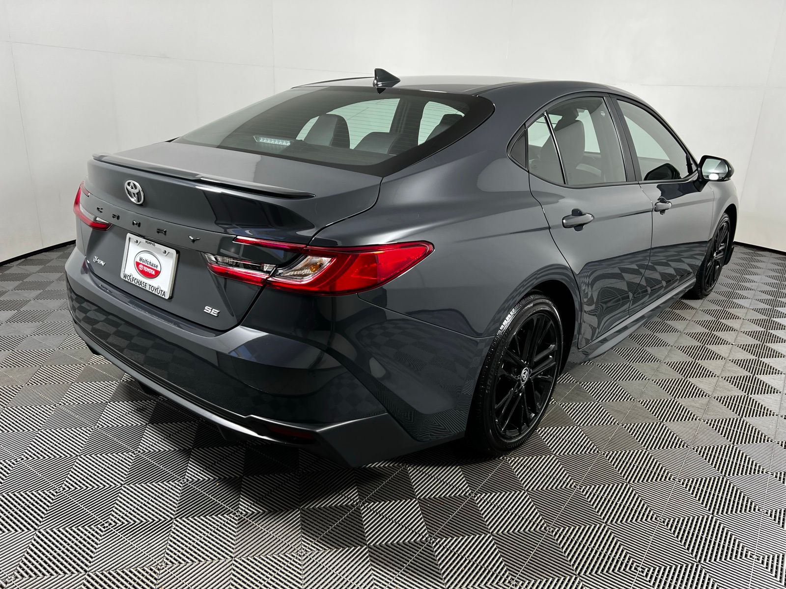 Thumbnail: 2025 Toyota Camry - 5