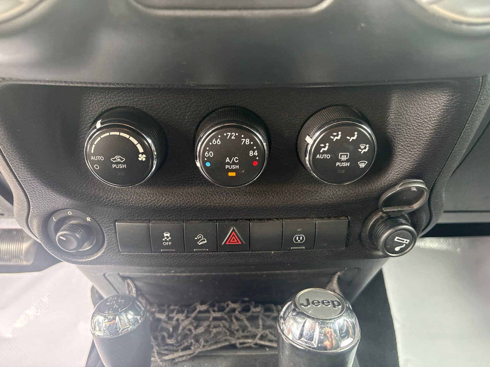 2015 Jeep Wrangler Rubicon - Photo 19