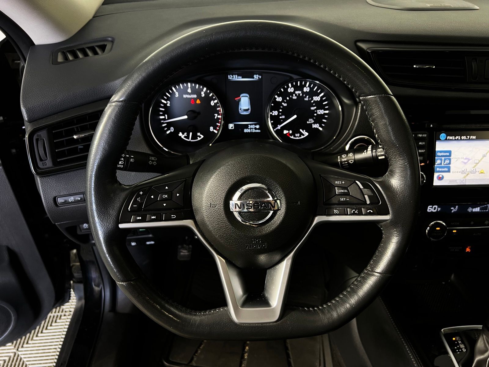 Thumbnail: 2017 Nissan Rogue - 9