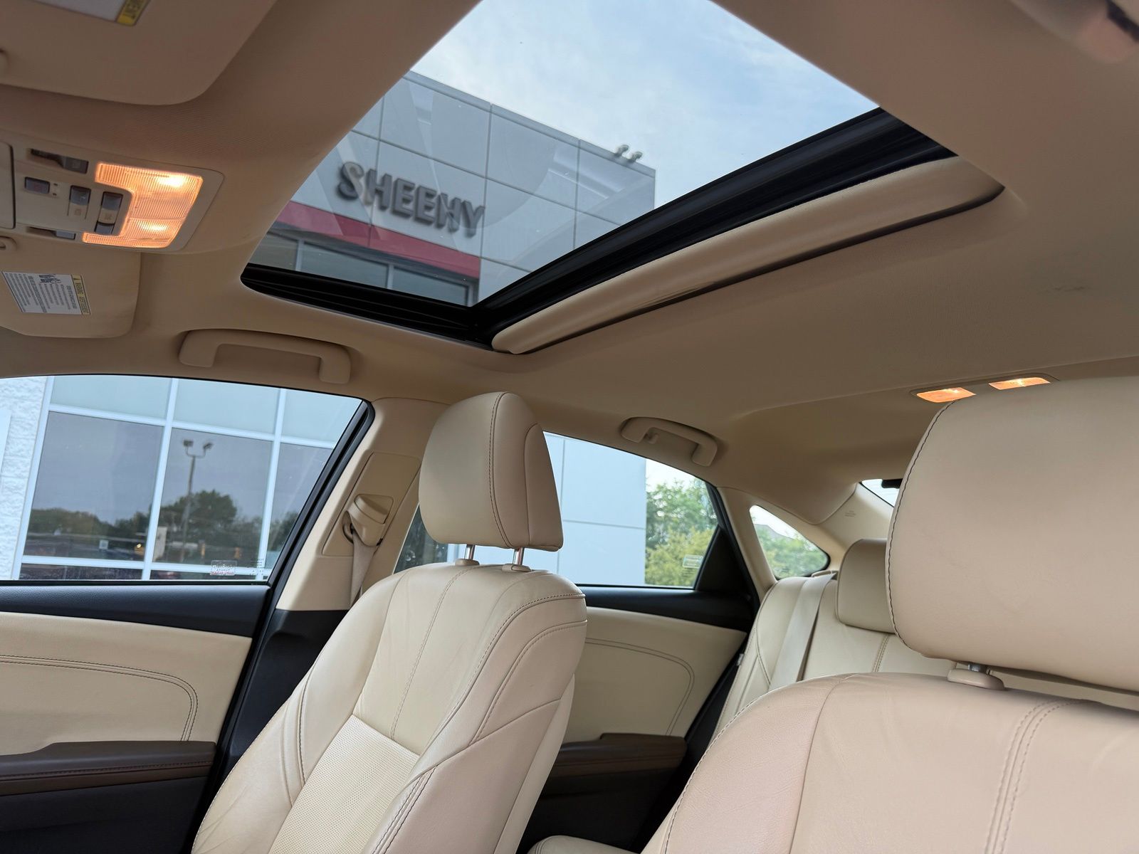 Used 2014 Red Toyota Limited image 8